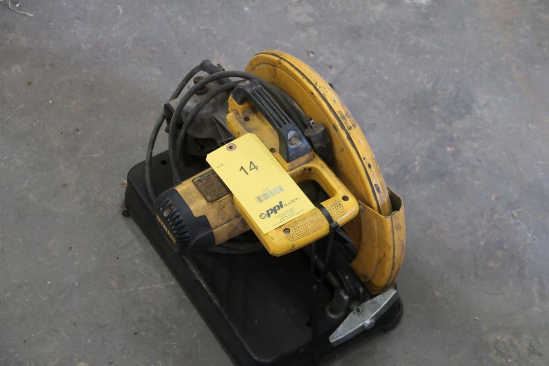 Dewalt 14 in. Chop Saw