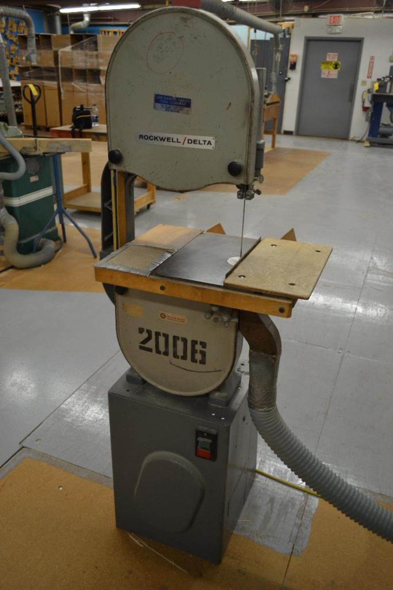 Rockwell 14 in. Pedestal Vertical Band Saw Model JB3007, S/N 28-20C, 14 in. x 14 in. Tilting Work Ta