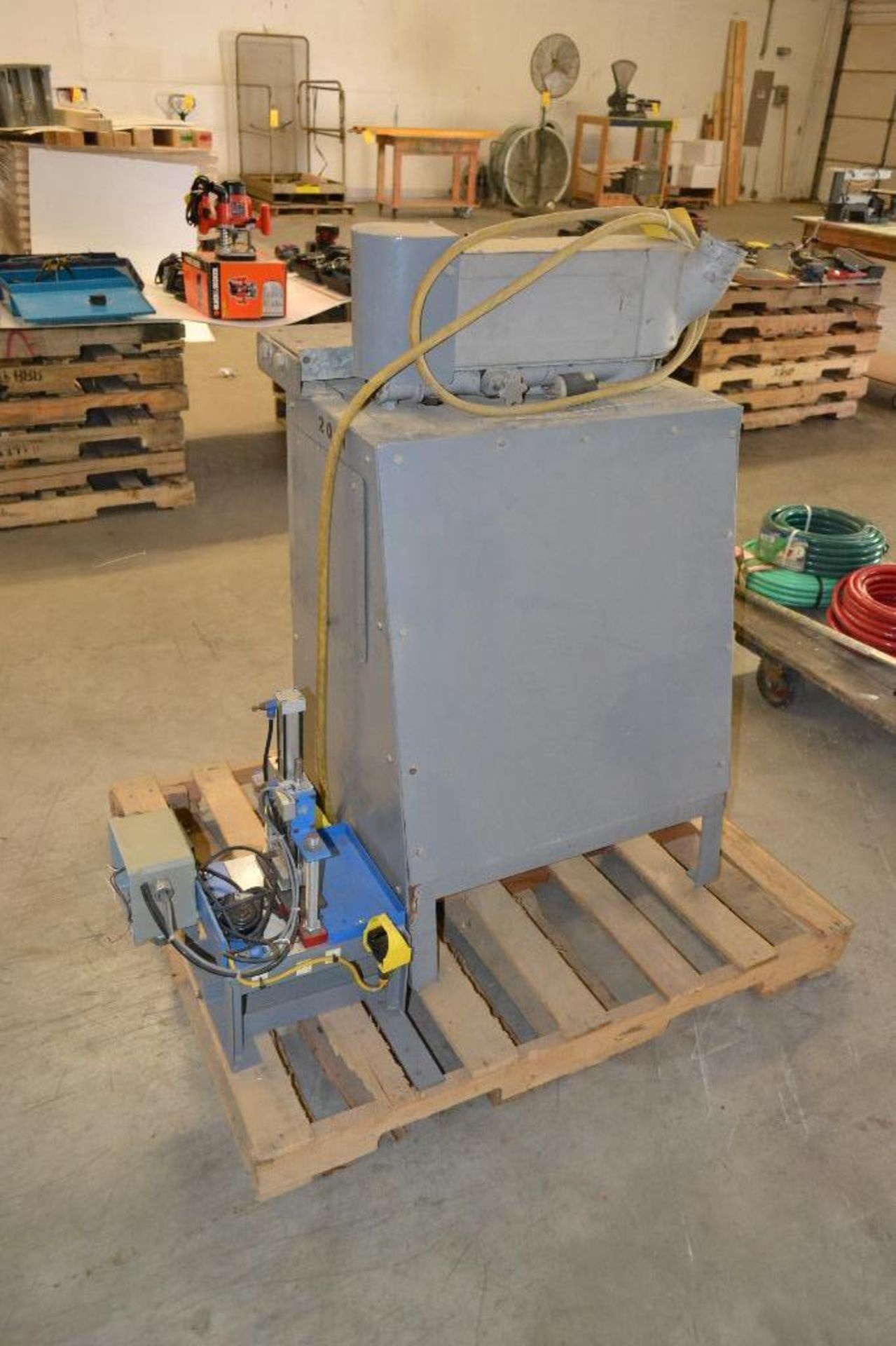 LOT: 6 in. Vertical Belt Sander & Bench Top Pneumatic Assembly Press on (1) Skid - Image 2 of 2