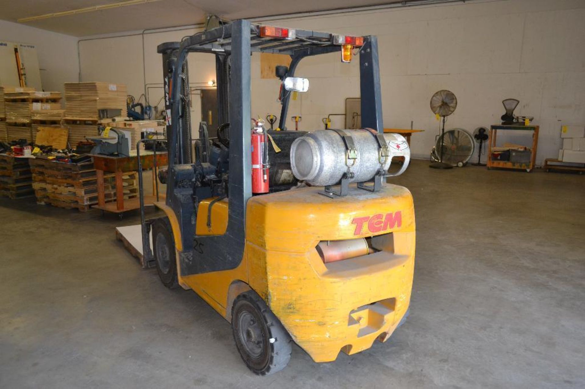 TCM 3400 lb. LP Forklift Model FHG25T7L, S/N A46F01388, Cushion Tires, Overhead Guard, 189 in. Lift - Image 2 of 3