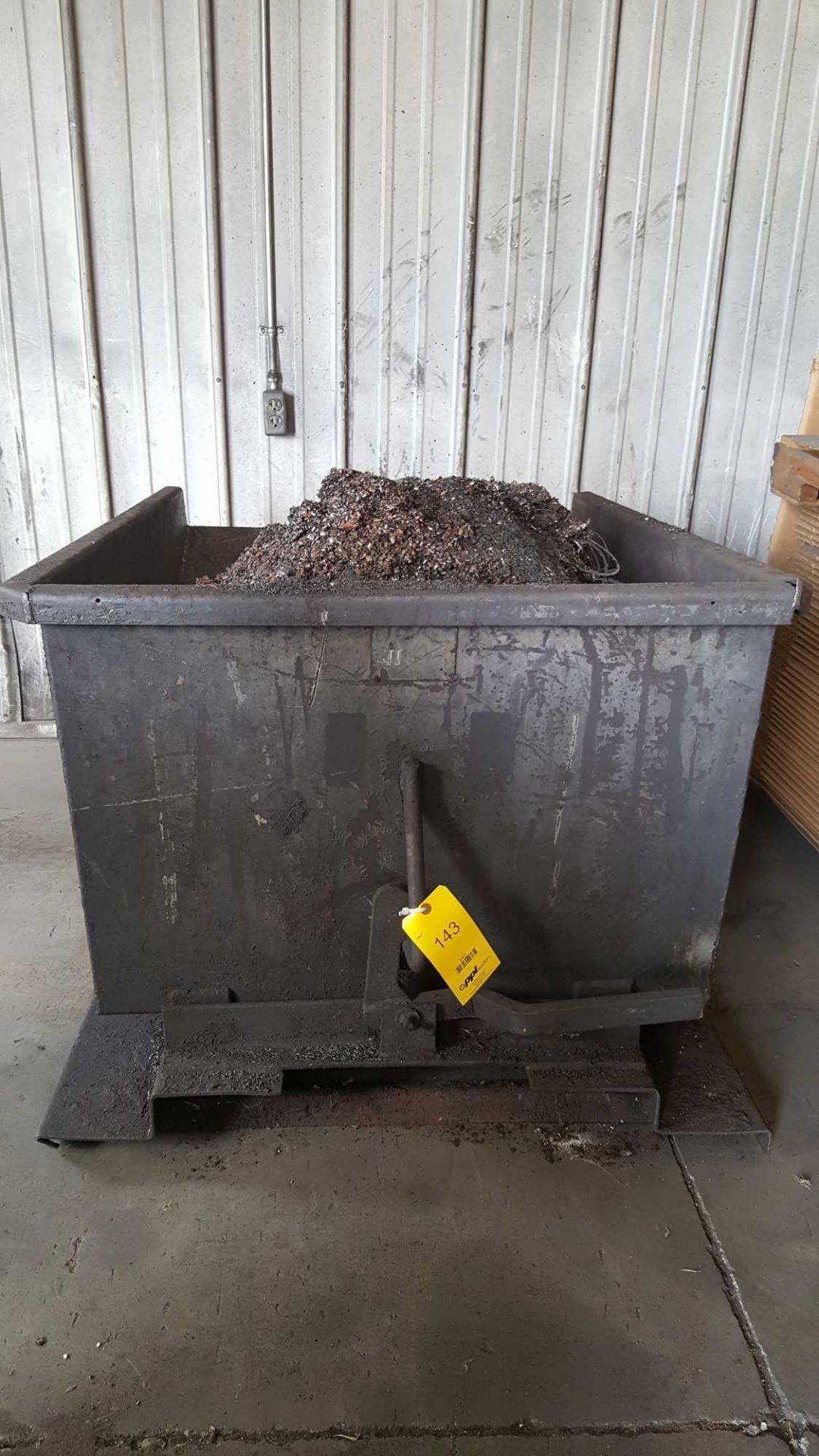 1/3 cu. yd. (est.) Self Dumping Scrap Hopper