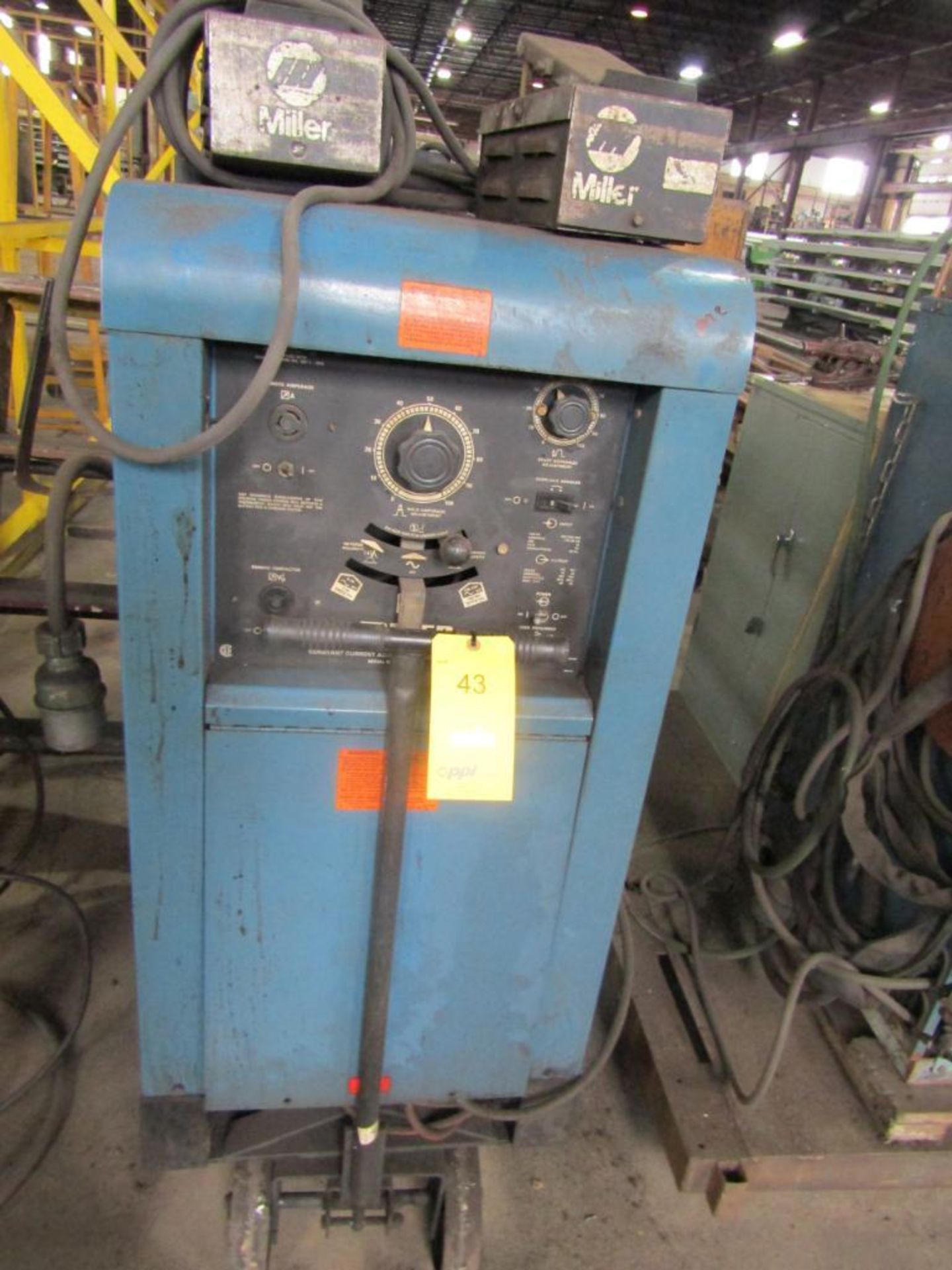 Miller 300 Amp Welding Power Source Model 330A/BP