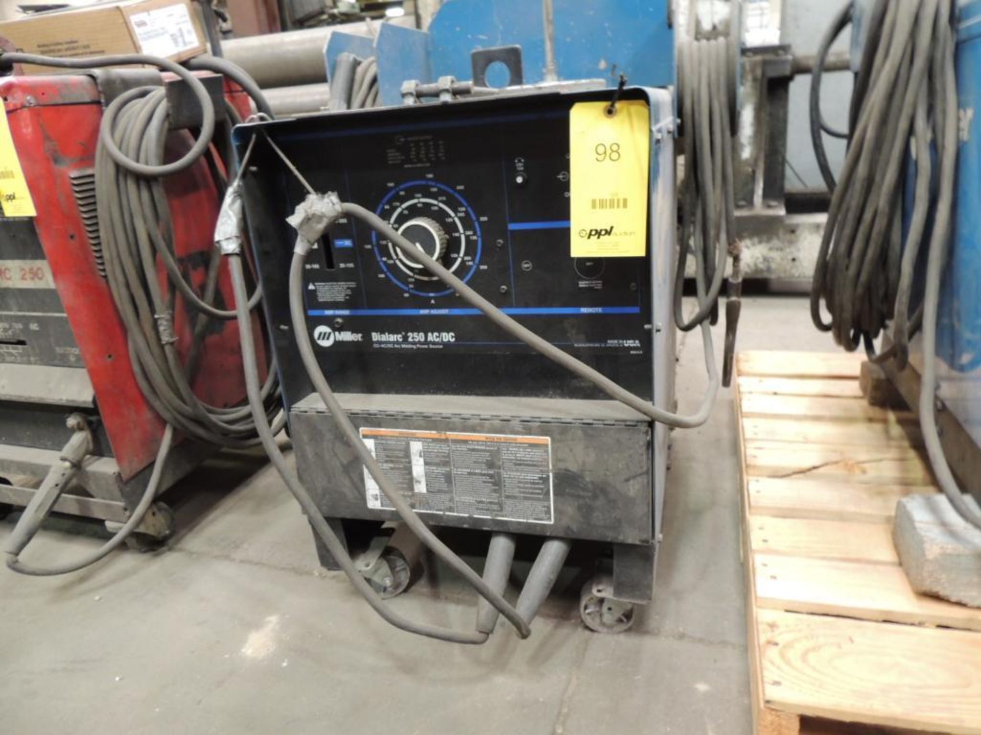 Miller Dialarc 250 AC/DC Welder