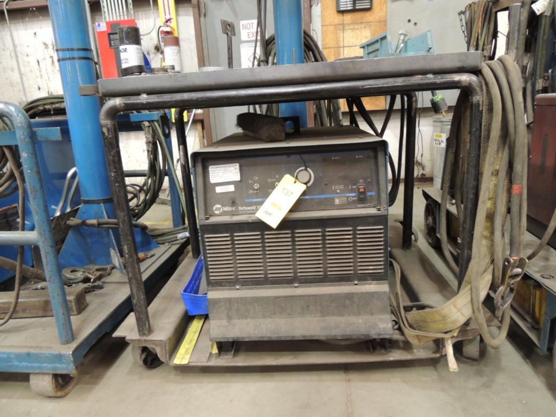 Miller Deltaweld 302 Welder, with Miller 70 Series Feeder & 12 ft. Boom