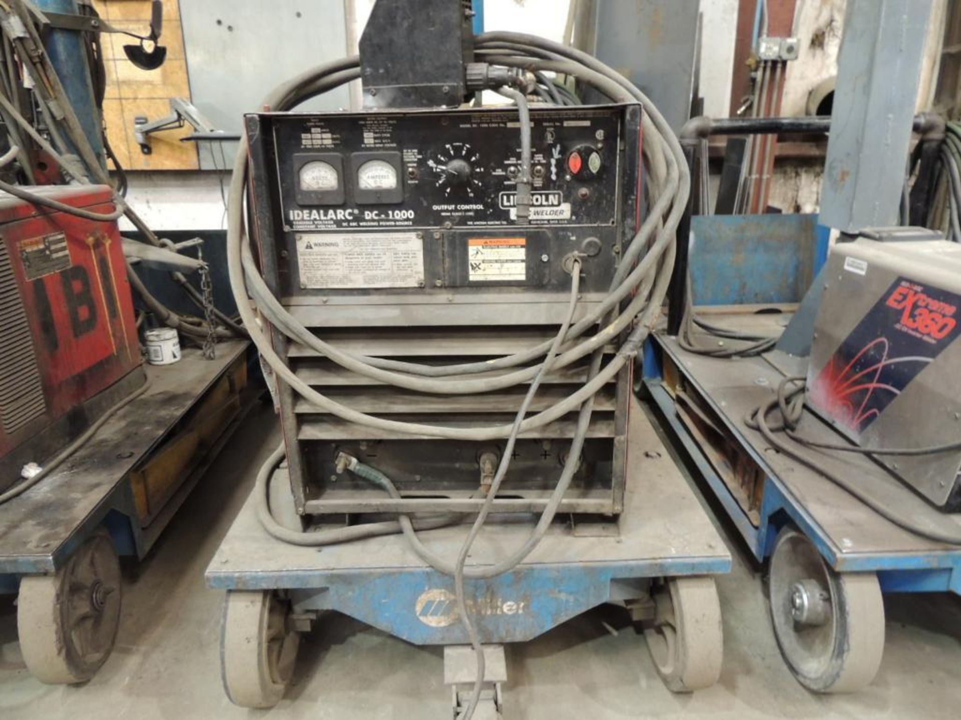 Lincoln Idealarac DC-1000 Welder, with Miller 60 Series Feeder & 12 ft. Boom