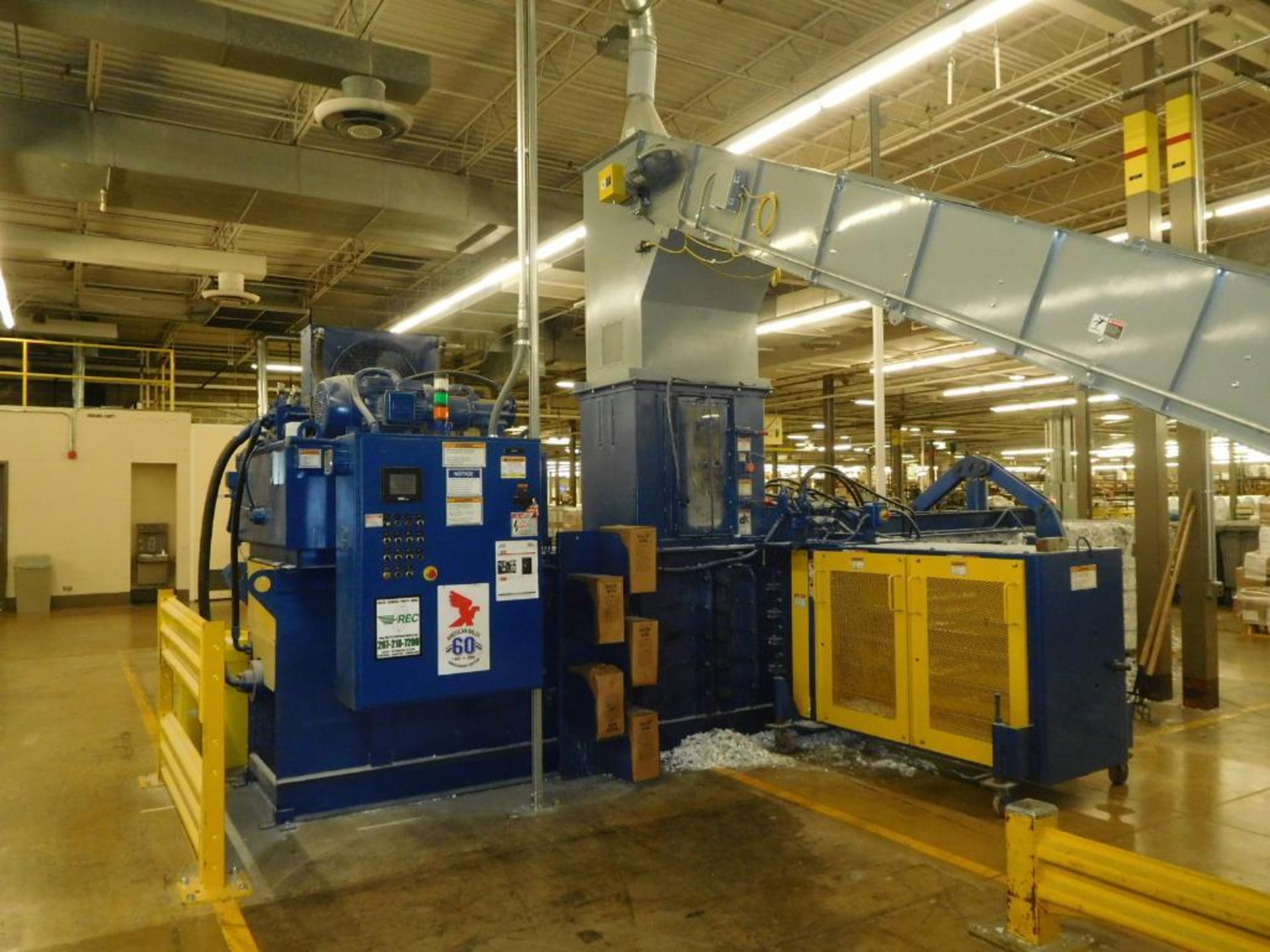 Ameri-Shred Dual Shredder System, S/N 199070.00 (2015, 2073 hours indicated) including: Pierce & Tea - Image 7 of 17