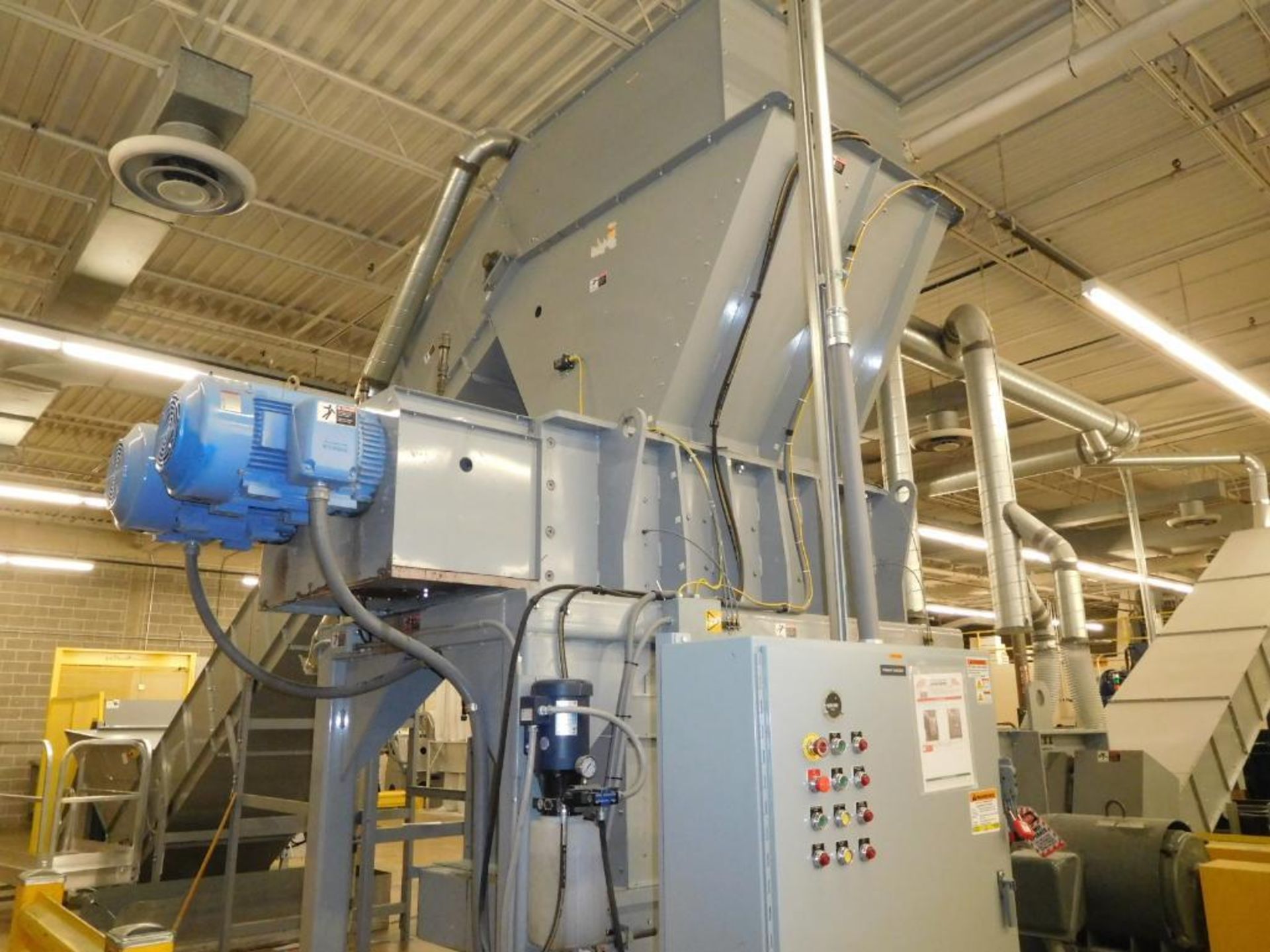 Ameri-Shred Dual Shredder System, S/N 199070.00 (2015, 2073 hours indicated) including: Pierce & Tea - Image 4 of 17