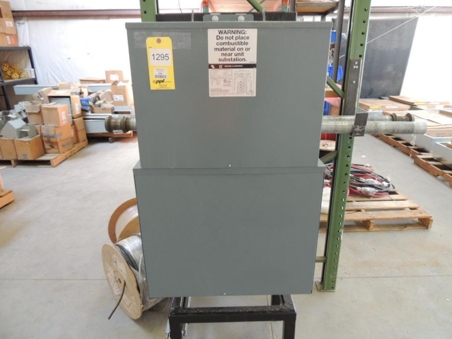 Square D Transformer, 22.5 KVA, 480D-208/120Y