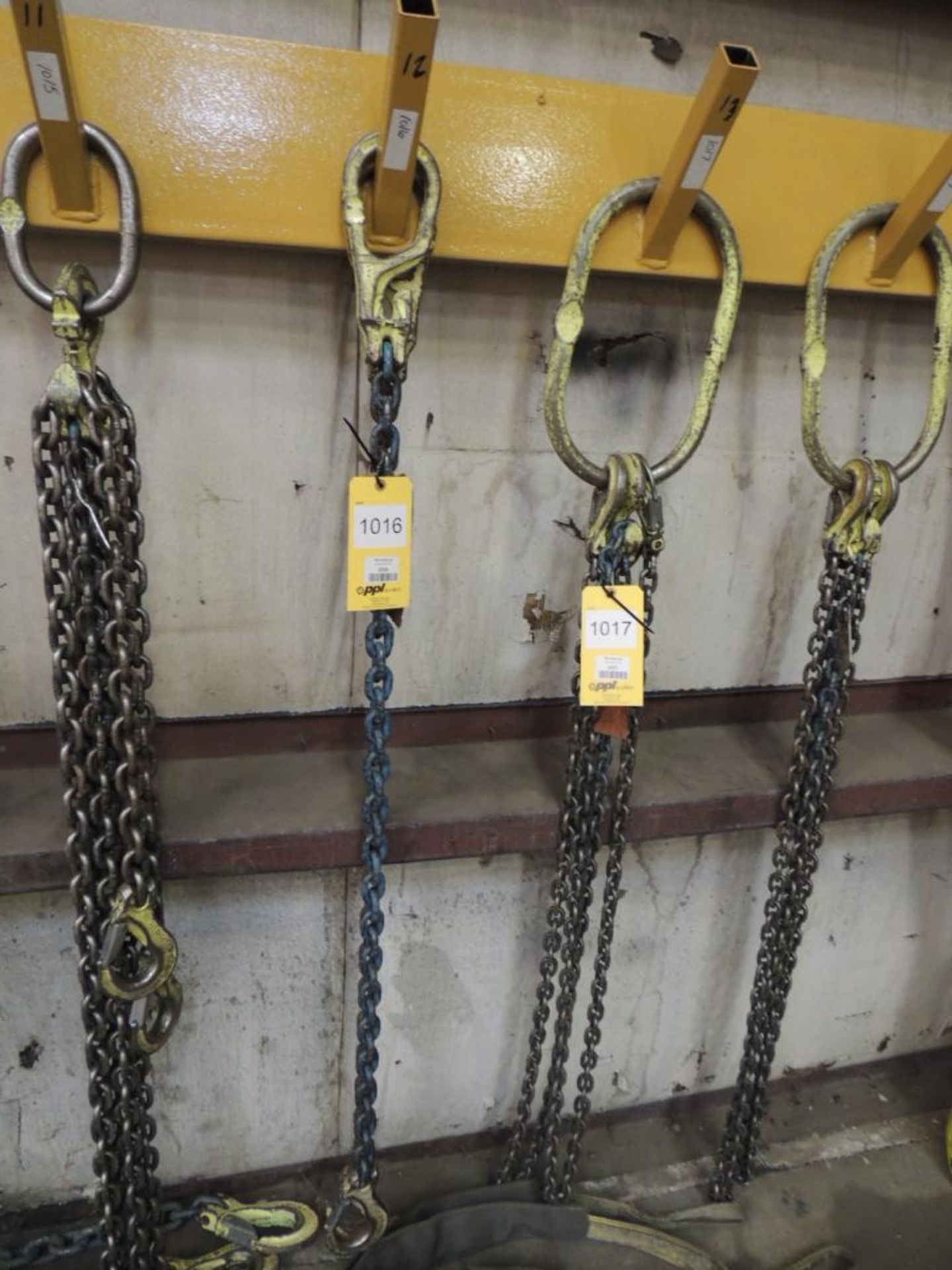 LOT: (2) 3/8 in. x 5 ft. Adjustable Single-Leg Lifting Chains, 8,800lb. Capacity