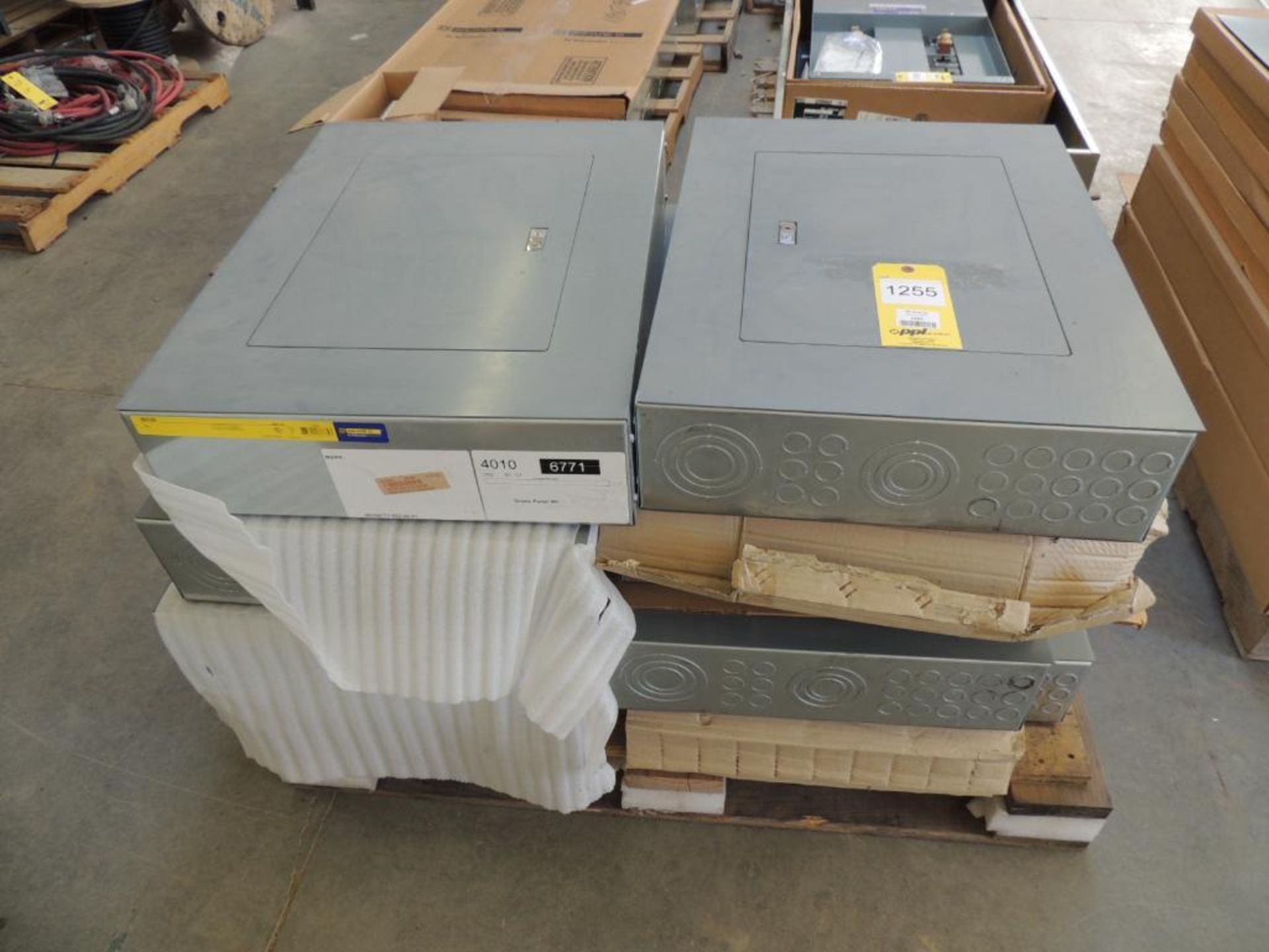 LOT: (8) Square D 480 Volt Main Lug Panel Boards Model MH26, with Breakers - 100A, 50A, 30A, 20A