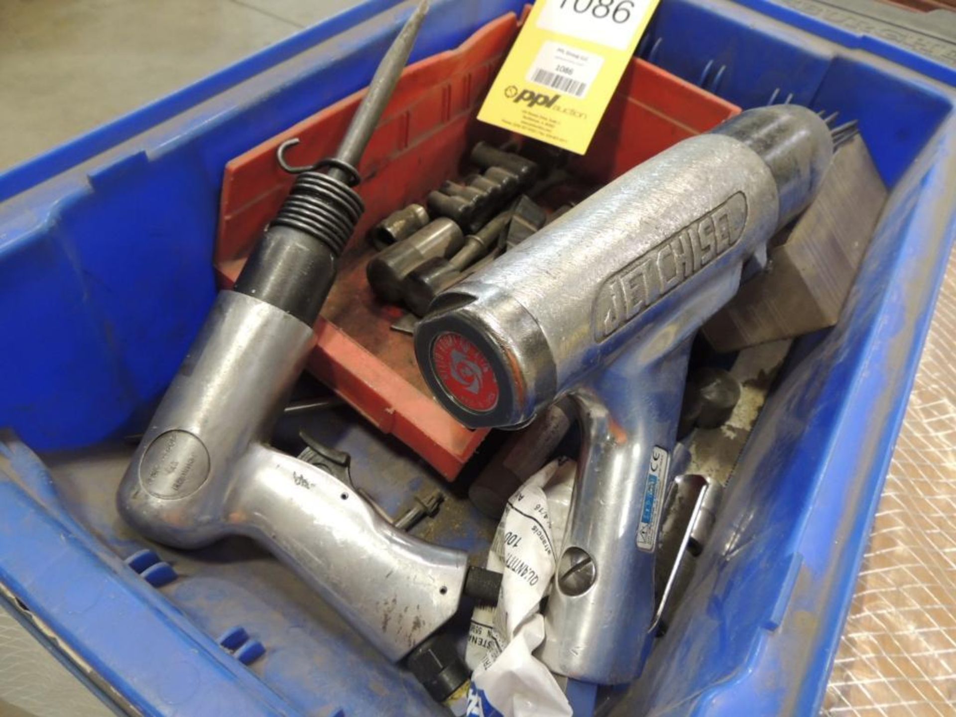 LOT: Jet Chisel Model 20-225, Central Pneumatic Air Hammer Model 47865