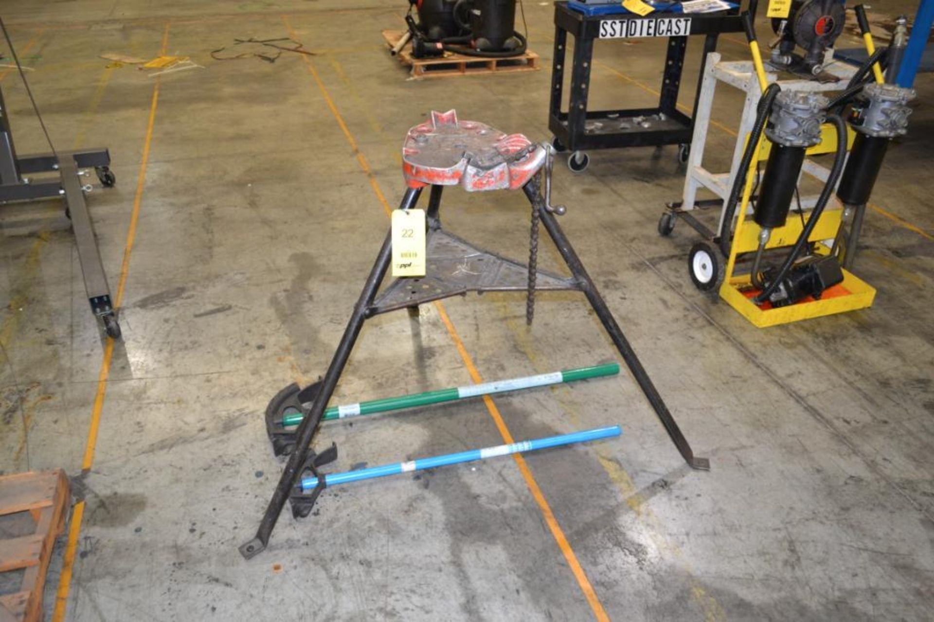 LOT: Ridgid 450 Tri-Stand & (2) Pipe Benders