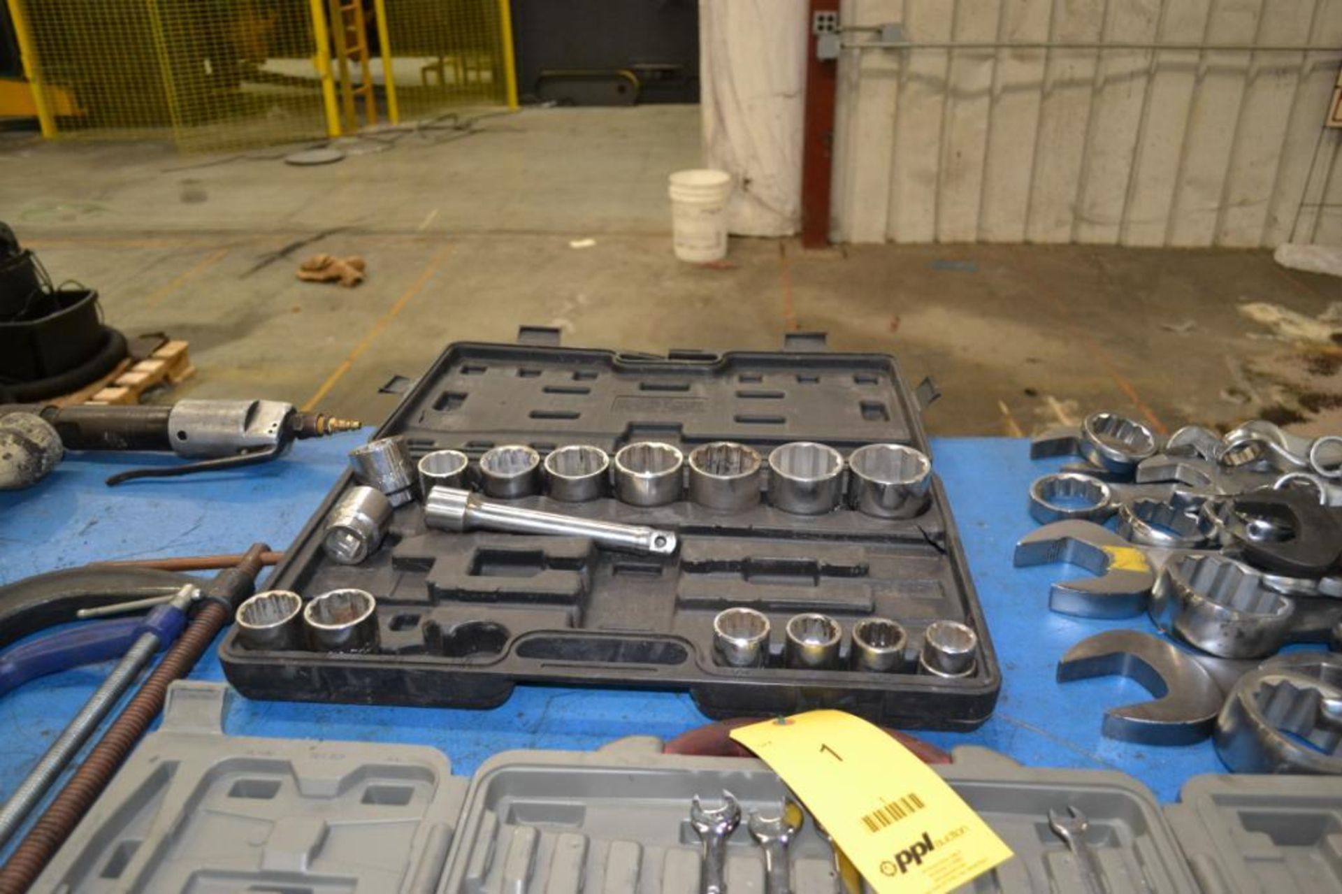 LOT: Combo Wrenches, Sockets, Slide Hammer, Pneumatic Tools - Image 3 of 5