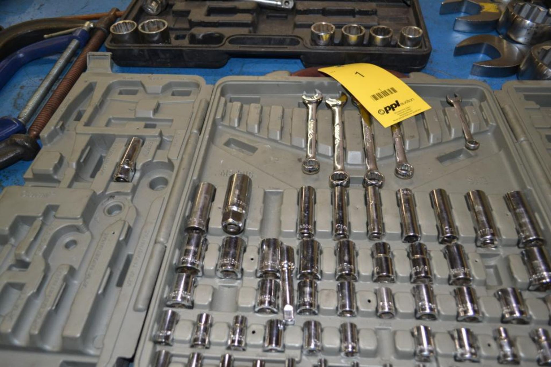 LOT: Combo Wrenches, Sockets, Slide Hammer, Pneumatic Tools - Image 2 of 5