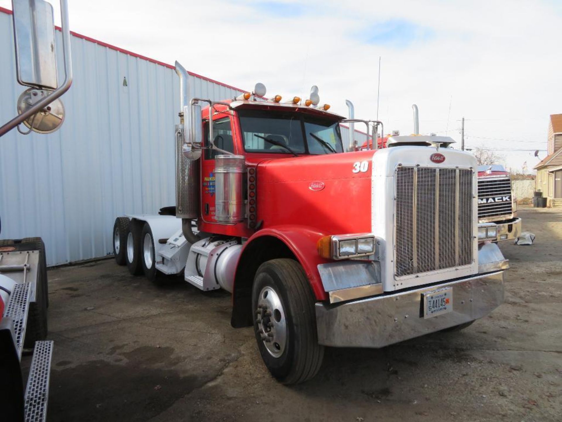 2006 Peterbilt Conventional Tri-Axle Truck Tractor Model 379, VIN 1XP5DB9XX6N650003, 14.6L L6 Diesel - Image 2 of 6