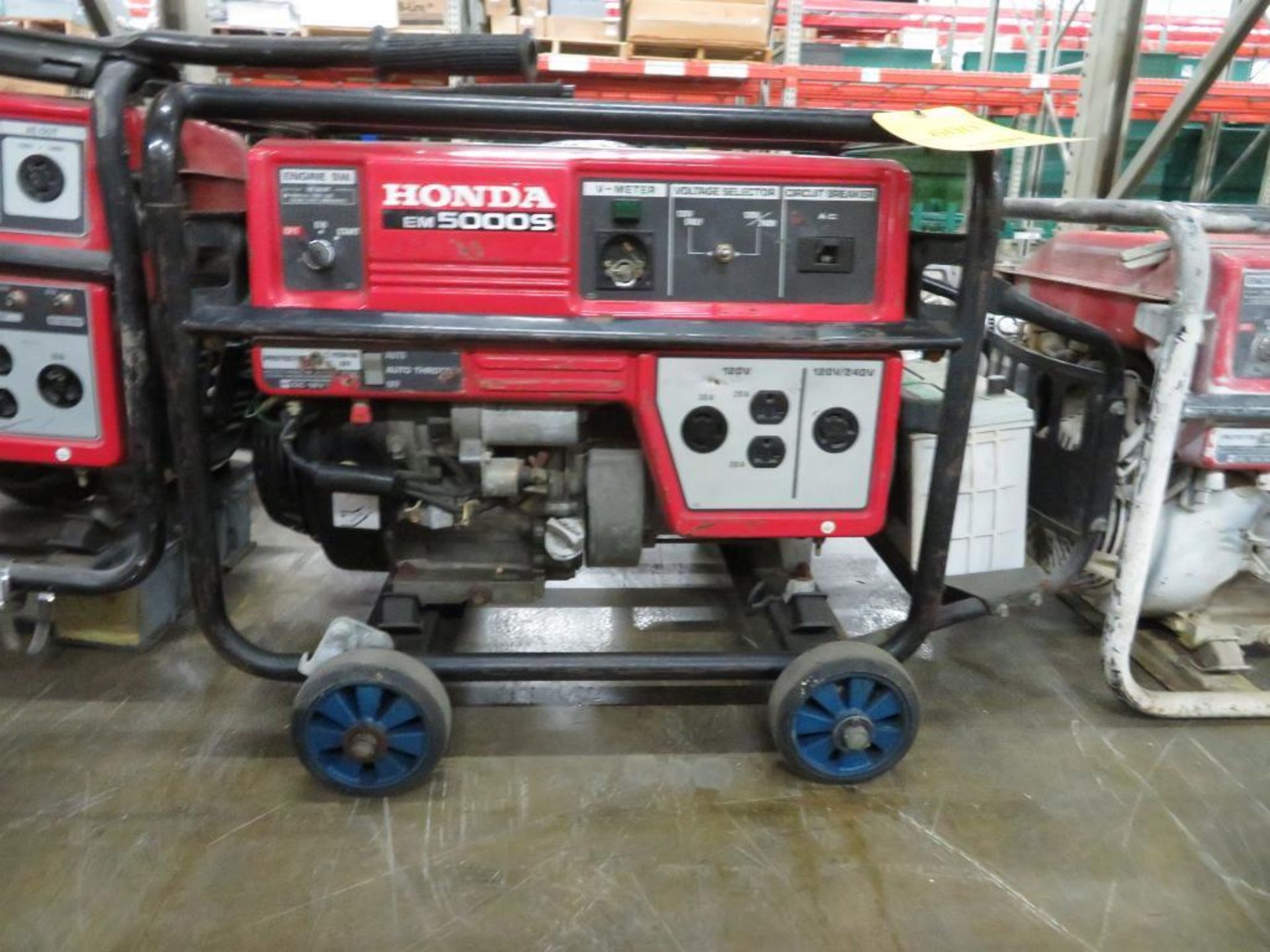 Honda EM5000S Electric Start Gas Powered Portable Generator