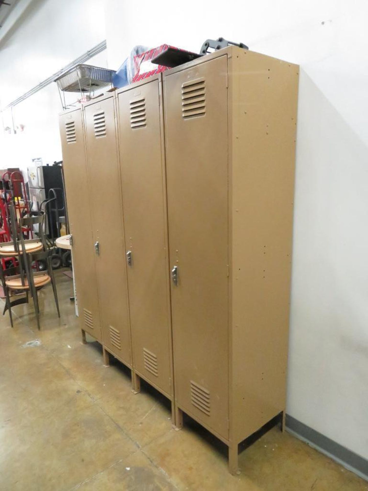 LOT: Rolling Metro-Rack, (4) Employee Lockers, File Cabinet & Round Table & Chair - Image 3 of 5