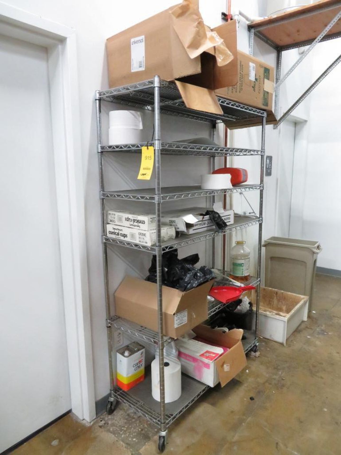 LOT: Rolling Metro-Rack, (4) Employee Lockers, File Cabinet & Round Table & Chair