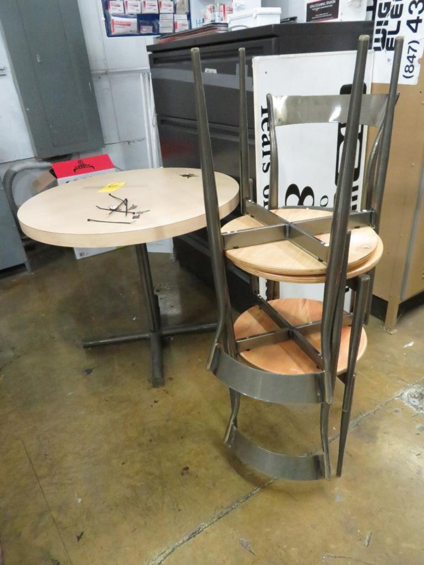 LOT: Rolling Metro-Rack, (4) Employee Lockers, File Cabinet & Round Table & Chair - Image 5 of 5