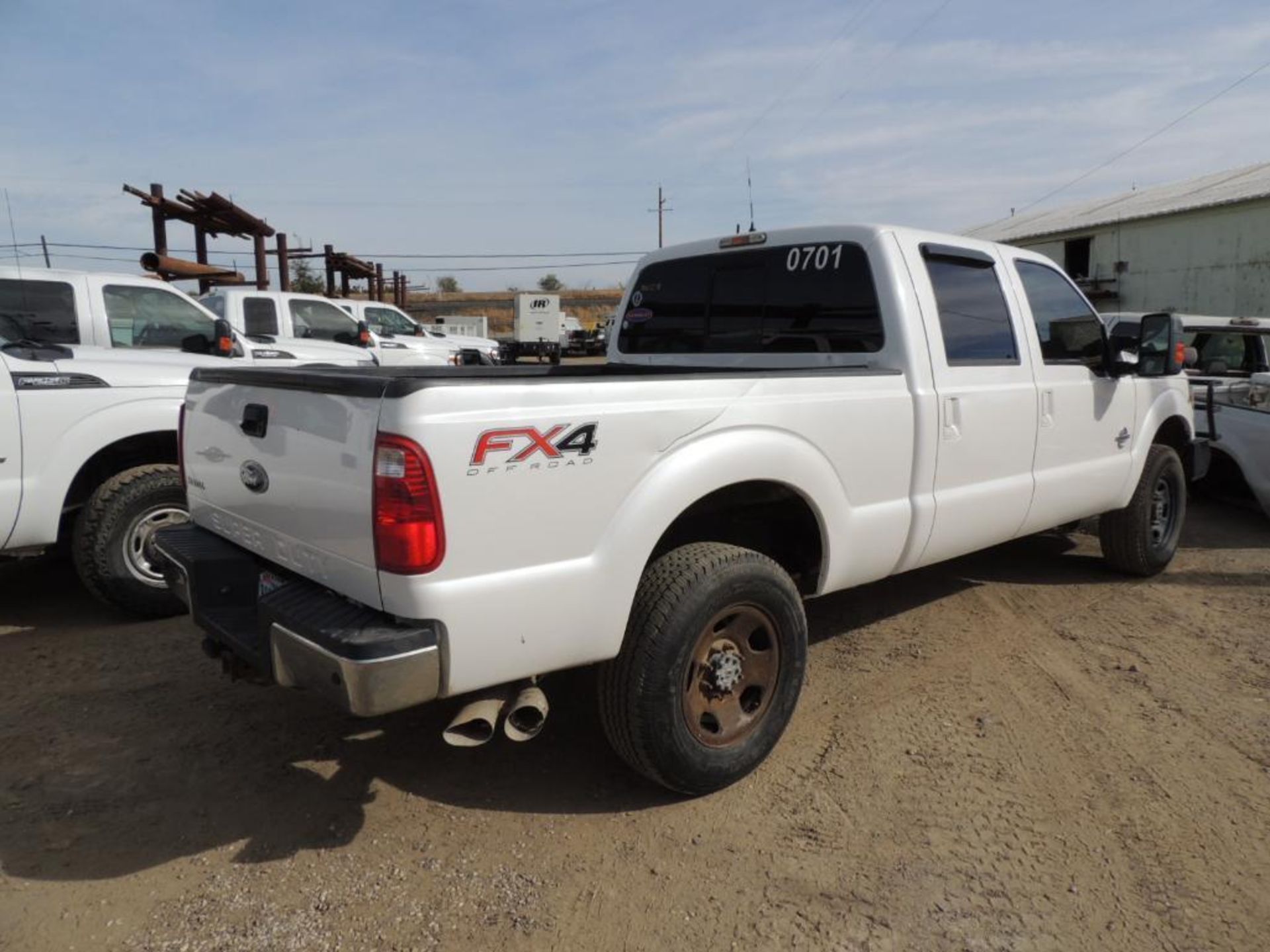 **NO TITLE** 2012 FORD F250 LARIAT SUPER DUTY CREW CAB, LONG BED, SRW, 4X4, 6.7 LTR, AUTO TRANS - Image 4 of 5