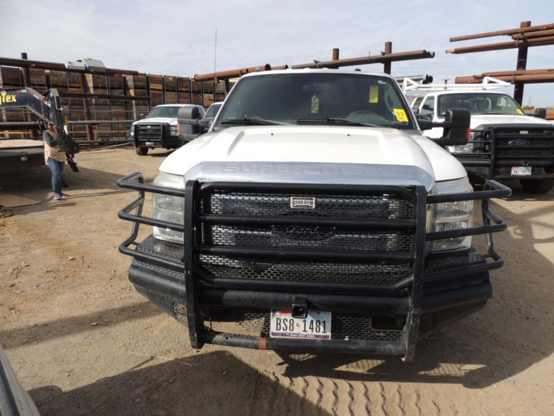 **NO TITLE** 2012 FORD F250 LARIAT SUPER DUTY CREW CAB, LONG BED, SRW, 4X4, 6.7 LTR, AUTO TRANS - Image 2 of 5