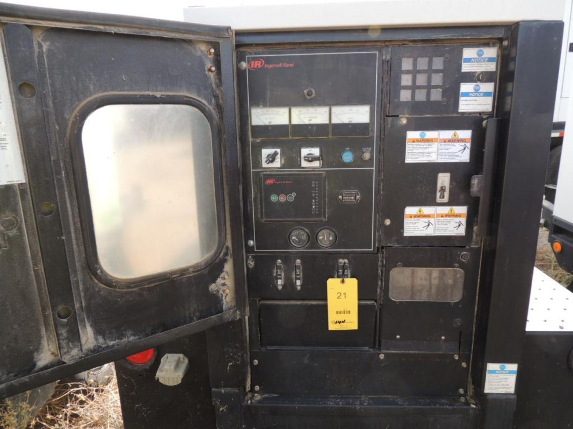 **NO TITLE** 2010 DOOSAN GENERATOR G25 MODEL G25WMI-2A-T41, S/N 417275UHUD61, 24,672 INDICATED HOURS - Image 3 of 3