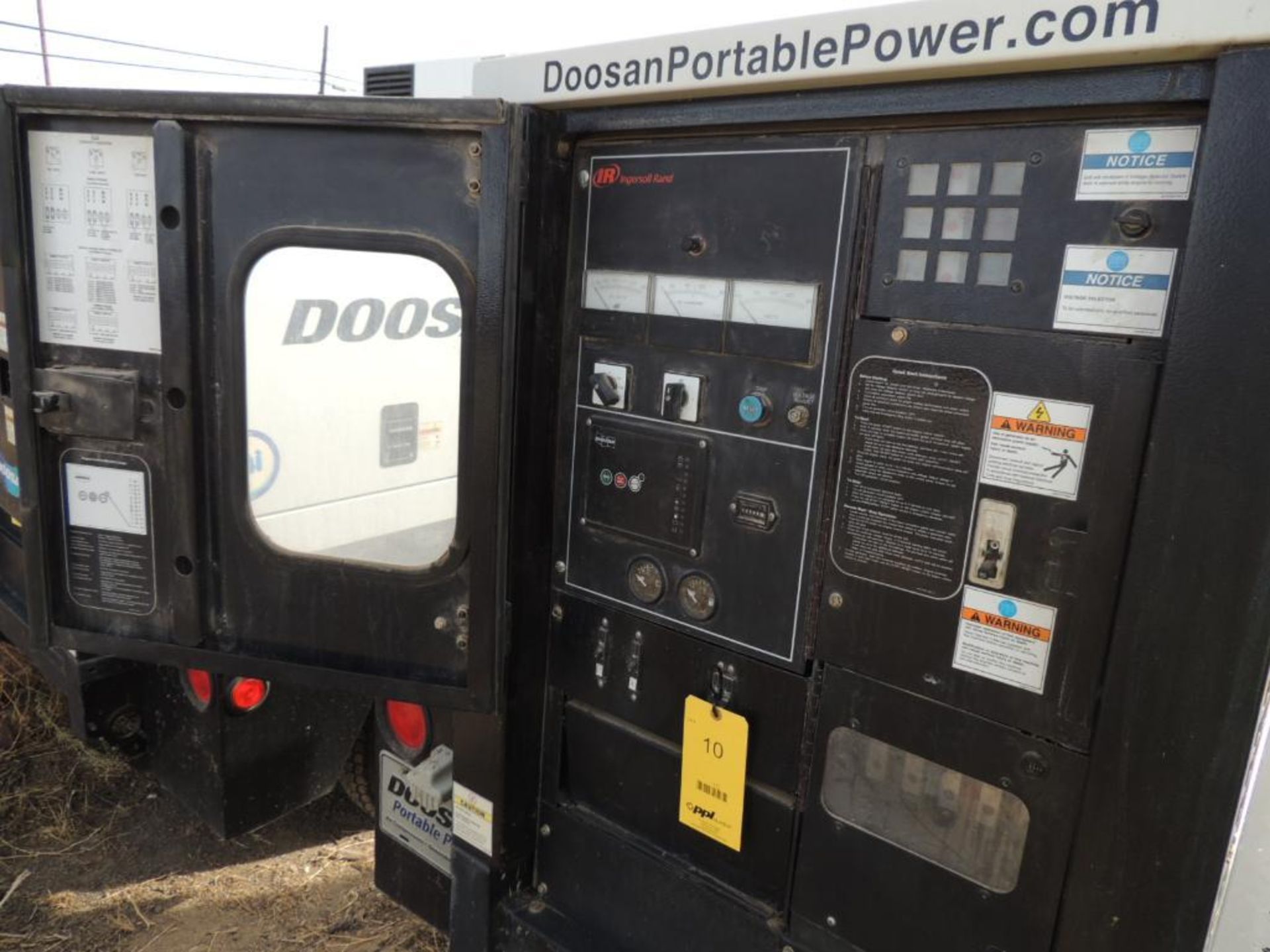 **NO TITLE** 2012 DOOSAN GENERATOR G25 MODEL G25WMI-2A-T41, S/N 442680UFWD61, 7,269 INDICATED HOURS - Image 3 of 3