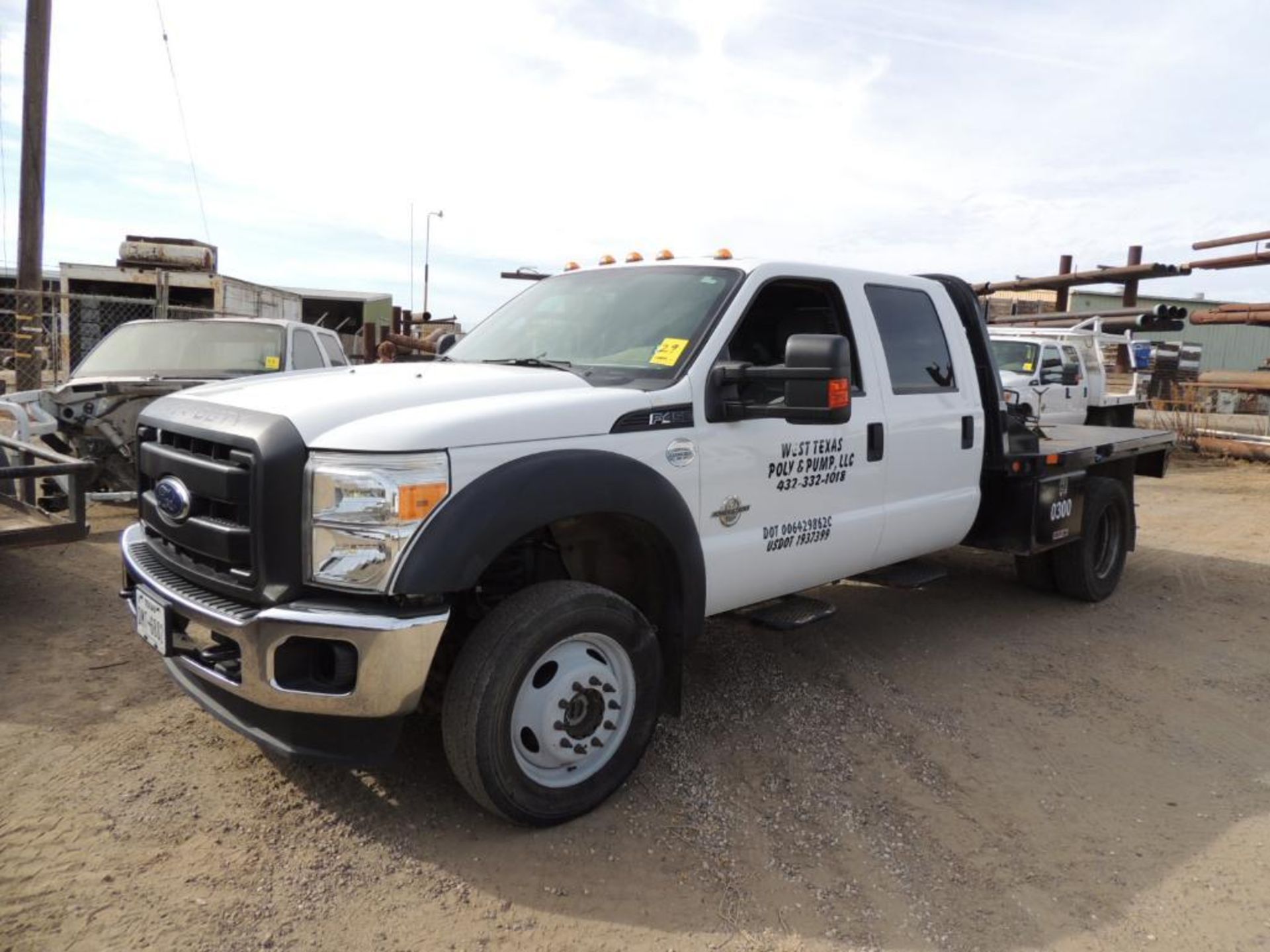 2014 FORD F450 XL SUPER DUTY CREW CAB, 9 ft. FLAT BED, DRW, 4X4, 6.7 LTR, AUTO TRANS, 72,483 MILES I