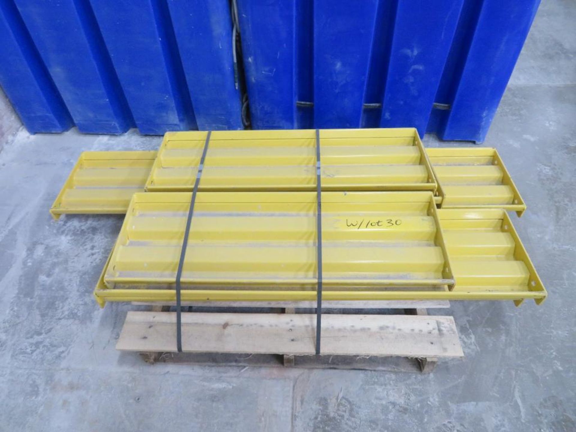 LOT: Large Assortment In-Plant Guard & Safety Rail (de-installed for transport) - Image 4 of 10