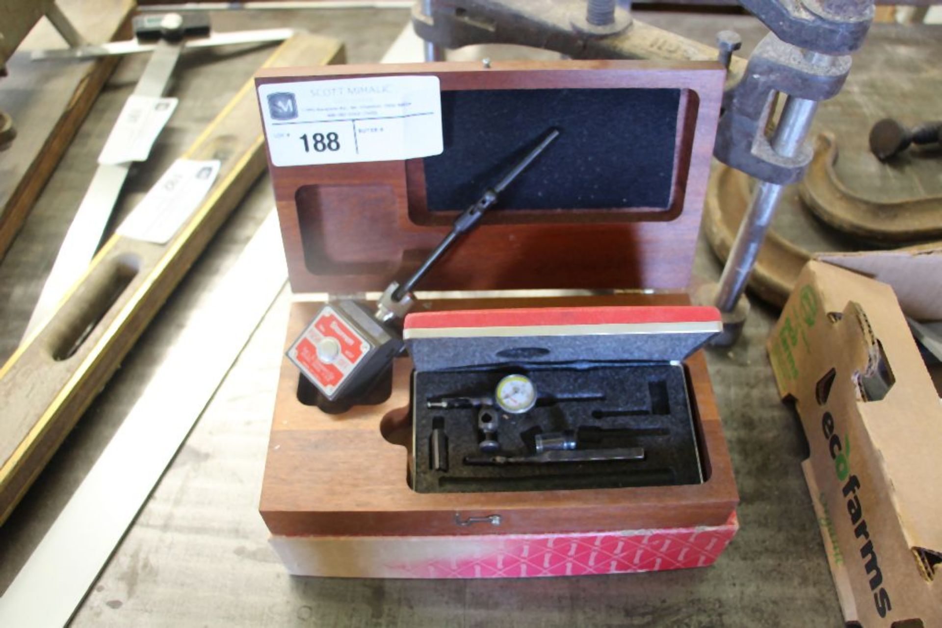 Starrett indicator -