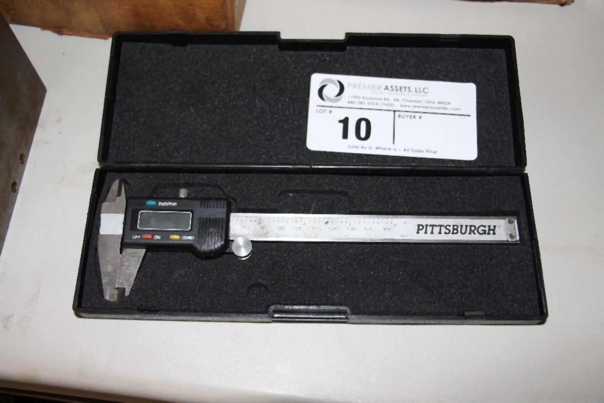 Pittsburgh digital caliper, 6"