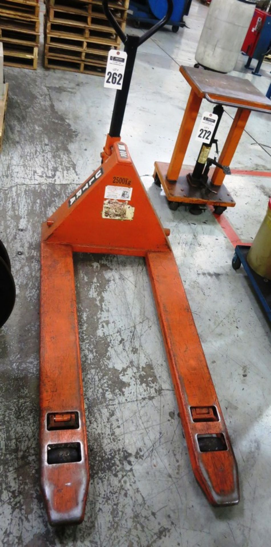 5,500 Lbs. Ultra Pallet Jack