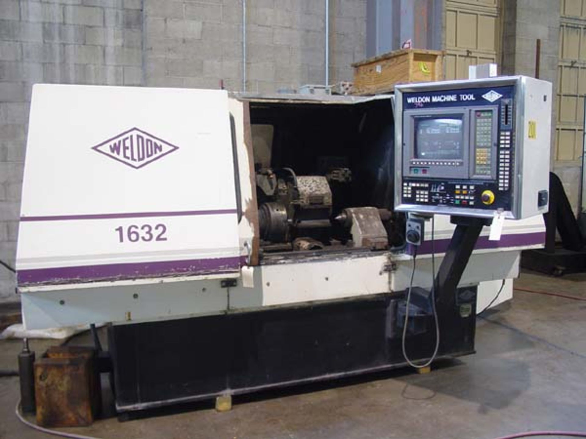 16"x32" Weldon MDL APG1632 CNC Plain Cylindrical Grinder, S/N 748 - Image 2 of 6