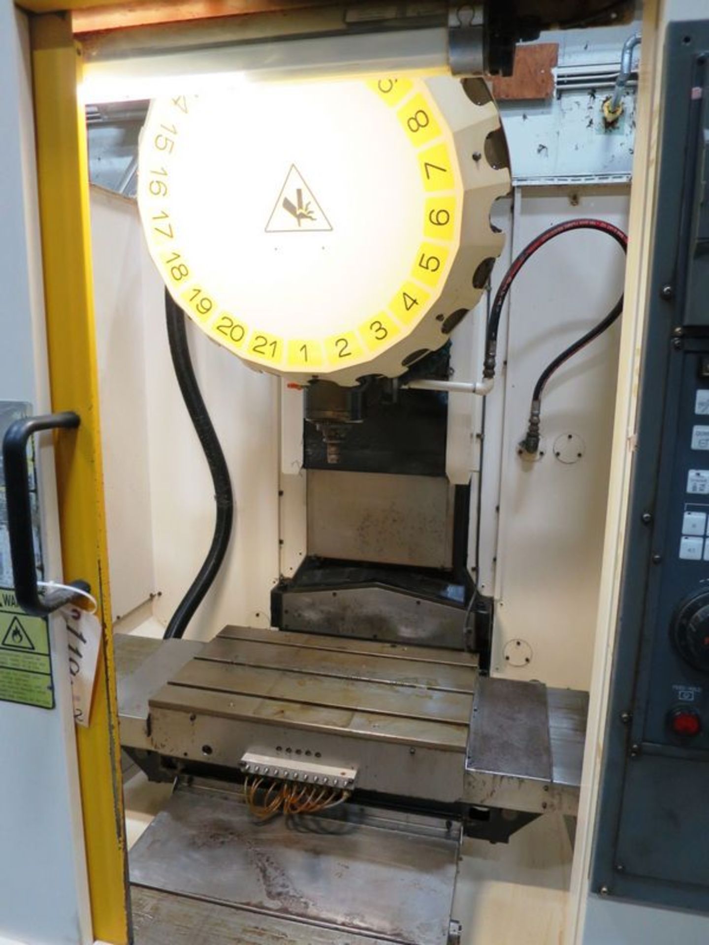 2005 Fanuc Robodrill Alpha T21iDE 3-Axis Vertical High Speed Drill Tap Center, S/N PO48UR381 - Image 3 of 12