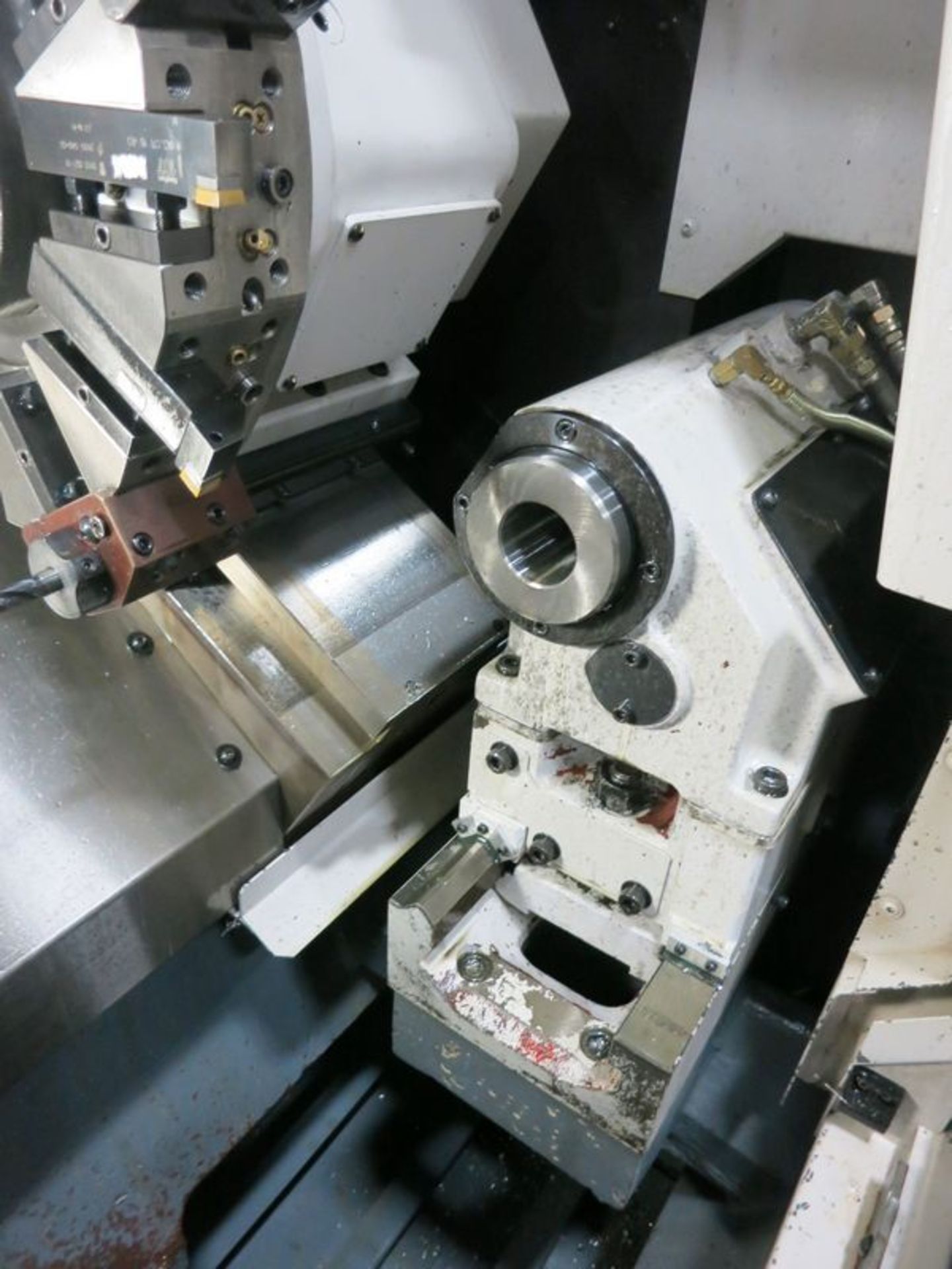 Okuma Genos L250E 2-Axis CNC Turning Center lathe, S/N C3115, New 2011 - Image 6 of 10