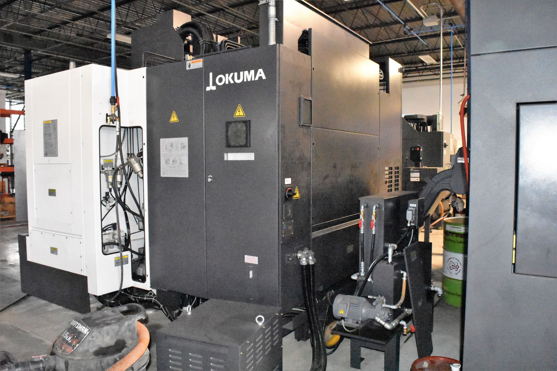 2013 OKUMA MA550VB CNC Vertical Machining Center - Image 9 of 10