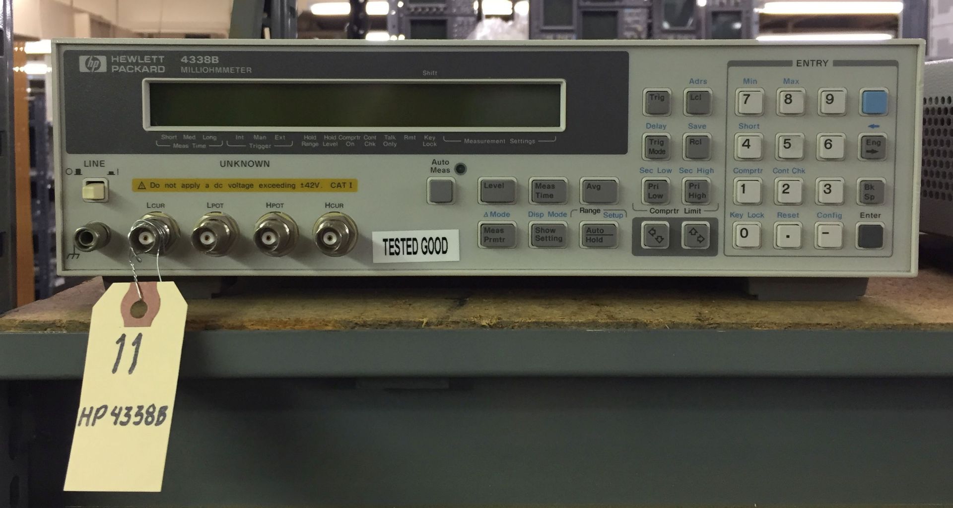 HP 4338B Milliohmmeter + Fixture