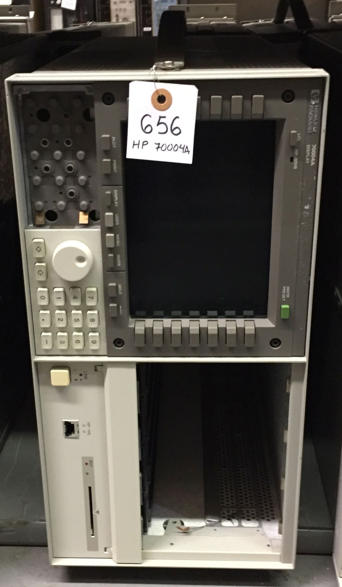 HP 70004A Display Mainframe
