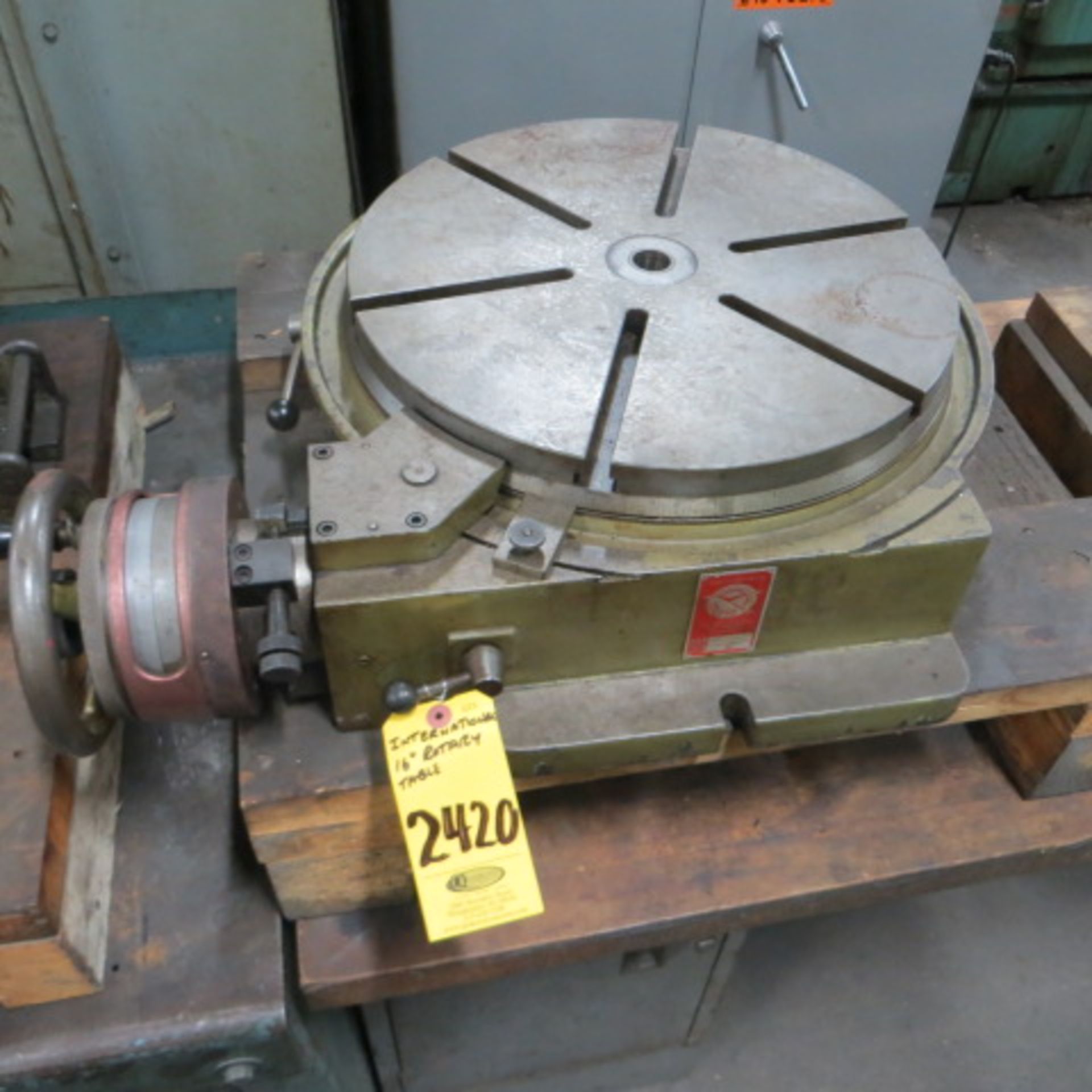 INTRNATIONAL 16 IN T-SLOT ROTARY TABLE