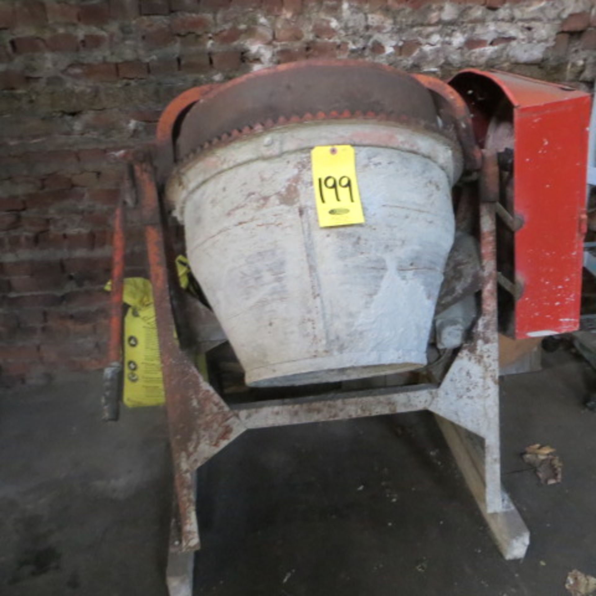 MONTGOMEREY-WARD MOTORIZED MORTAR MIXER,GIL26471A