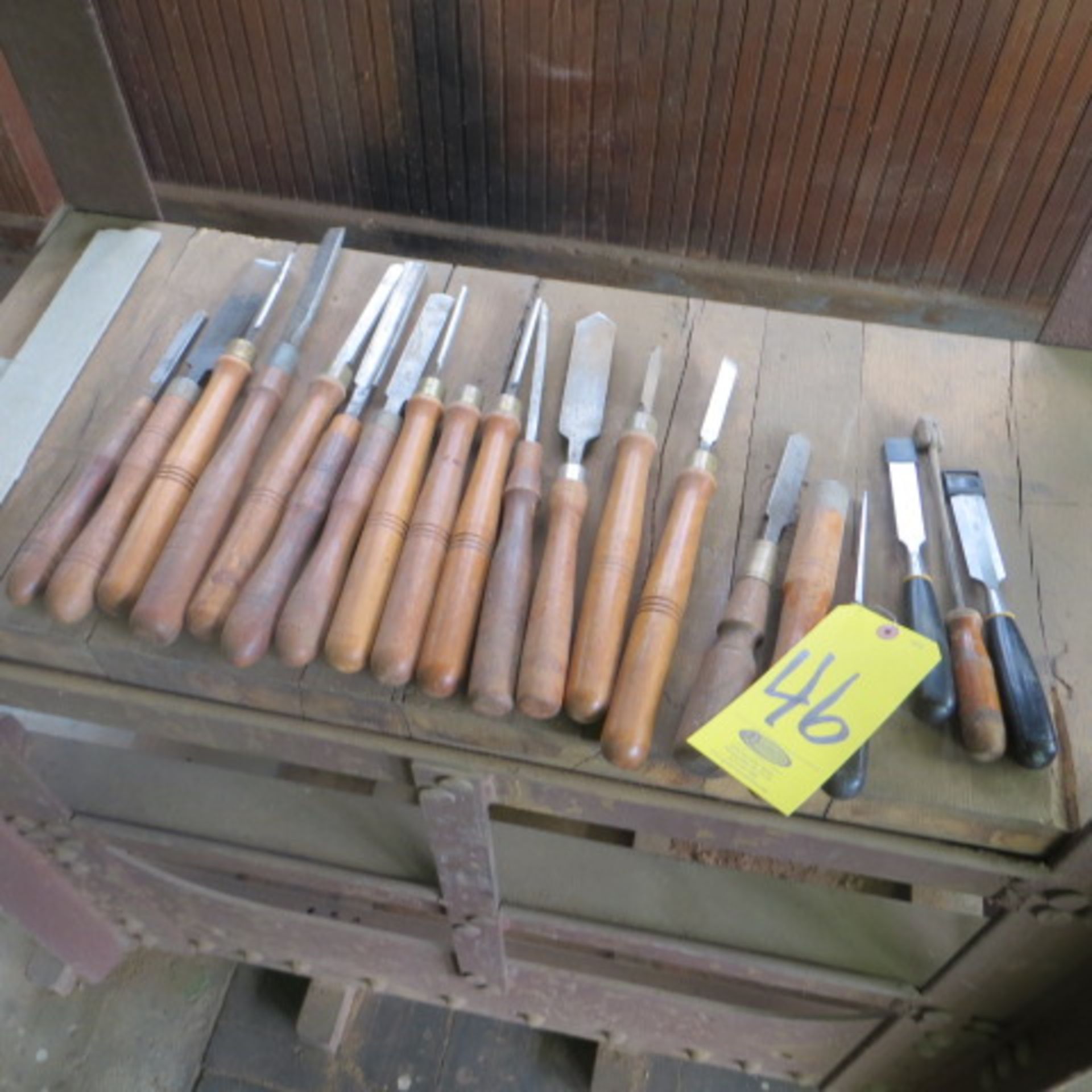 ASSORTED HAND CHISELS