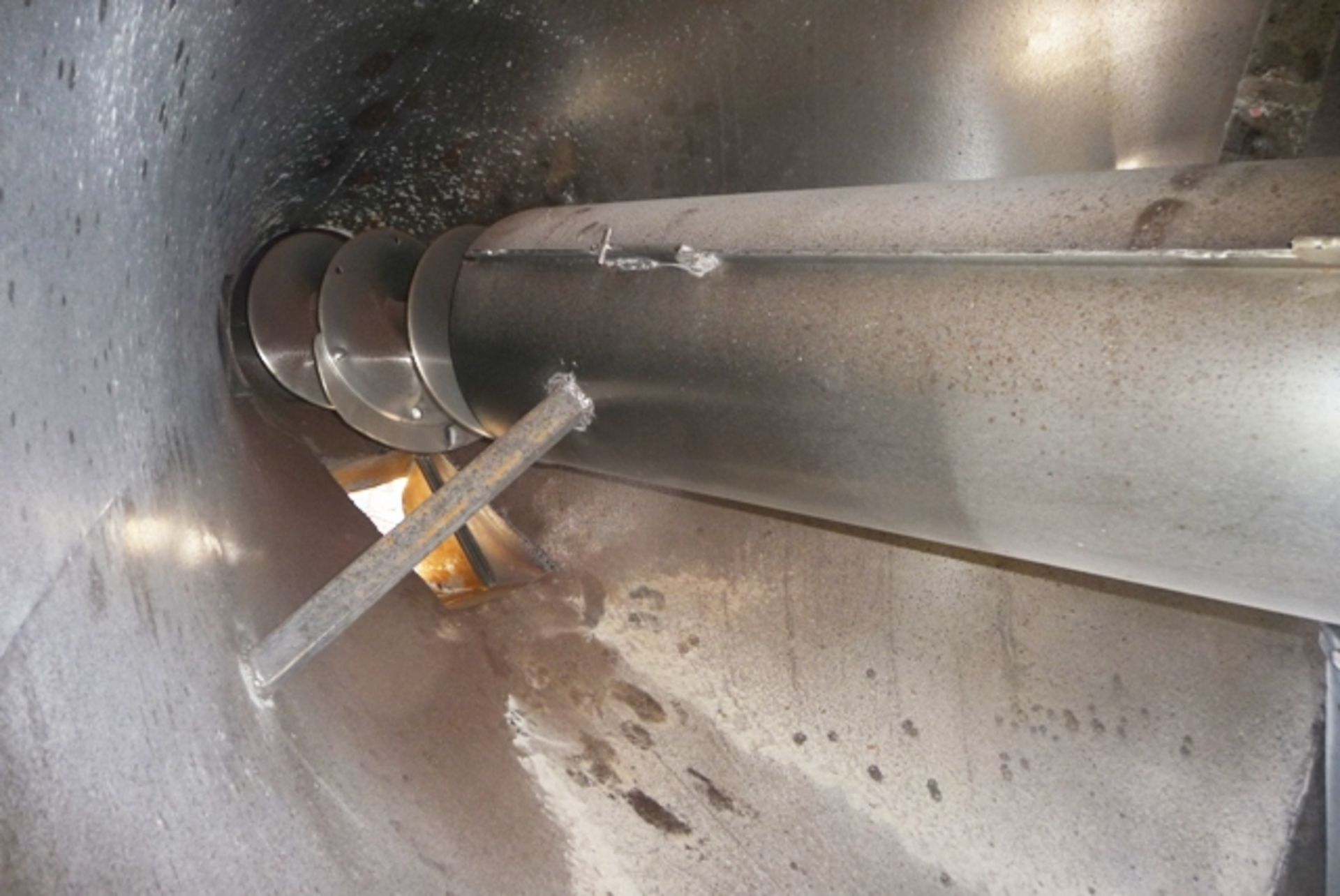 Steel vertical screw blender with approximately 160 cubic foot working capacity. - Image 7 of 14