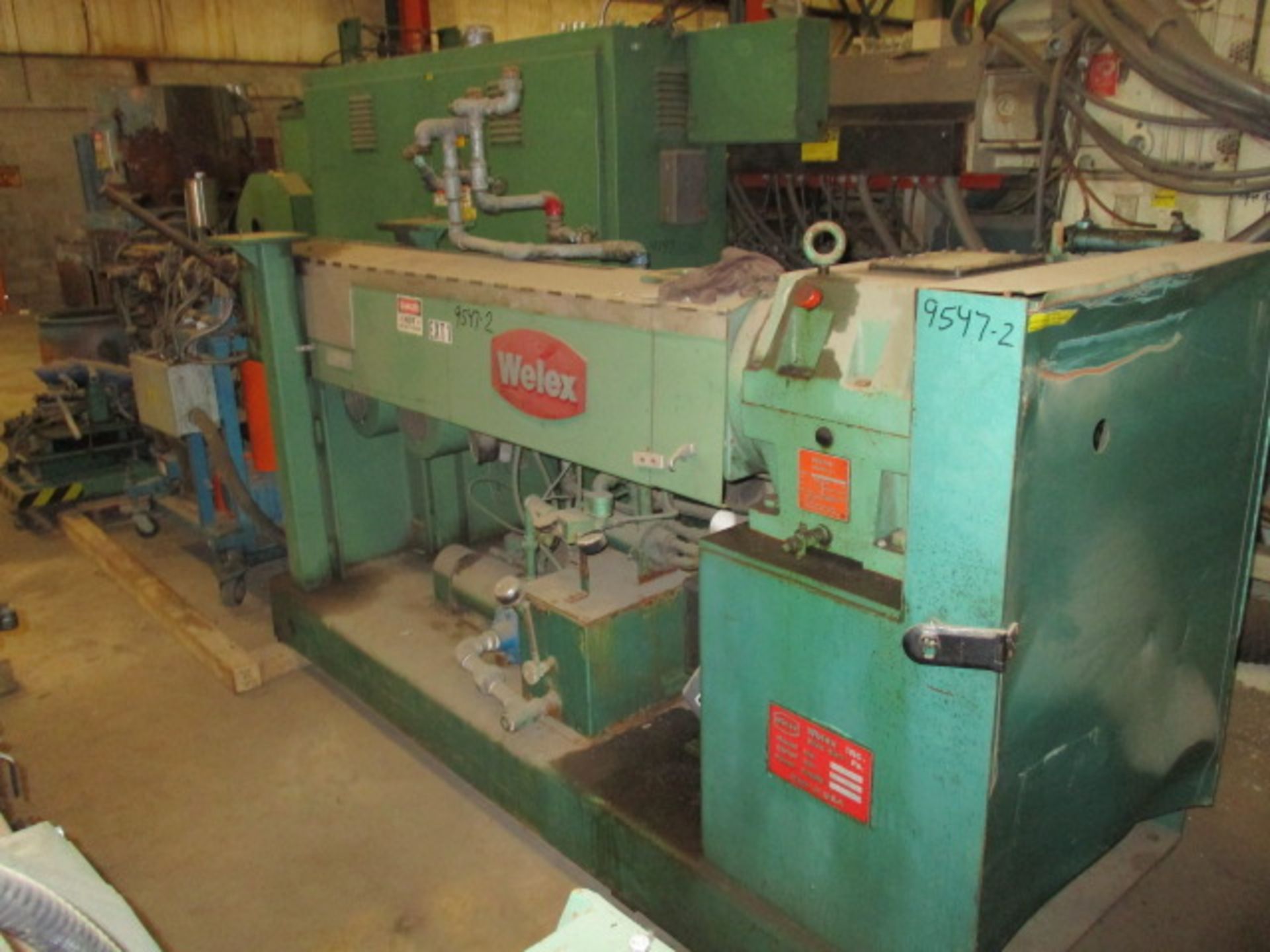 2.5" Welex model 250-30/1-RHSV 30:1 L/D extruder. Gearbox driven by 50 HP DC mot.