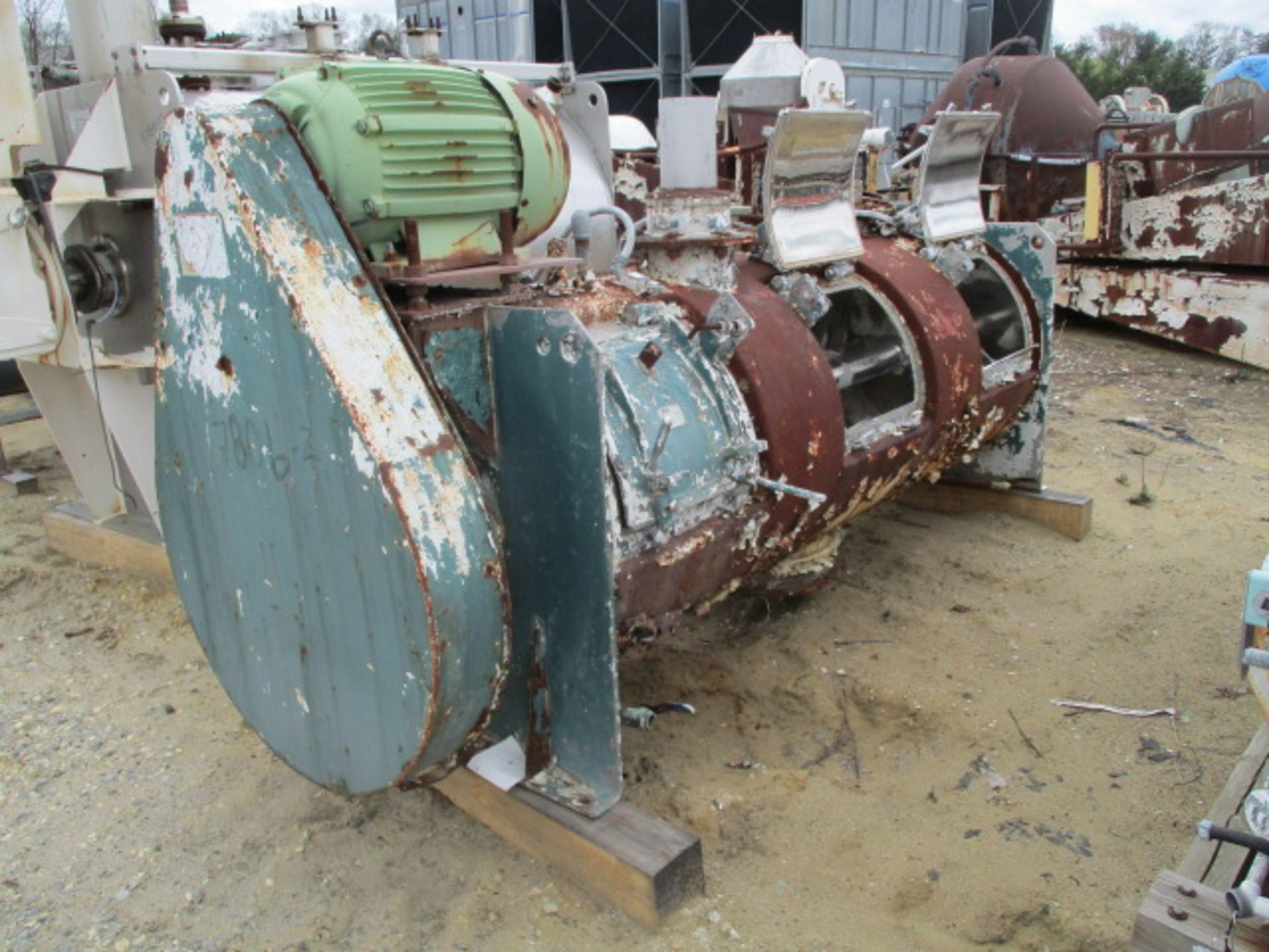 Used 1200 liter Littleford cooling mixer.  Has stainless steel jacketed bowl, belt driven by 30 HP