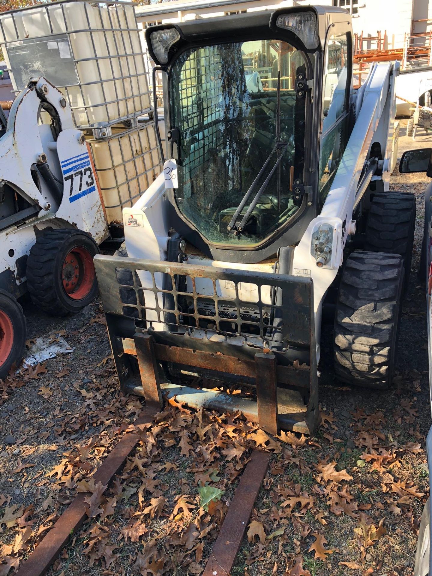 2014 BOBCAT S630 PNEUMATIC TIRE SKID STEER , S/N A3NT17375, CLOSED CAB, XTRA VALVES, ONLY 342 HOURS - Image 3 of 6