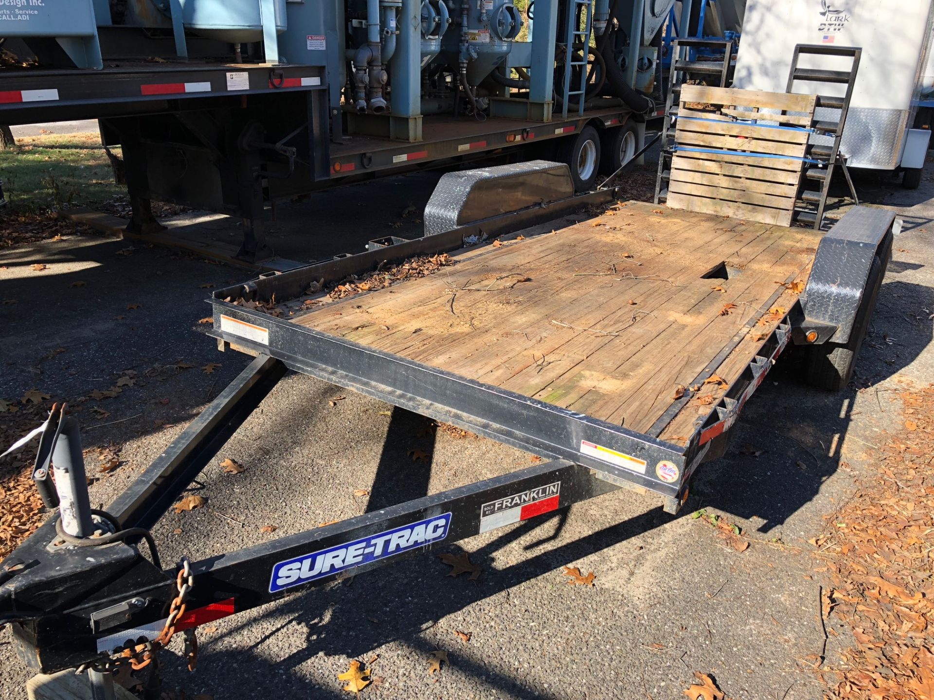 2015 NOVAE ST8016AE-B-100 16' TA EQUIPMENT TAG TRAILER, VIN 5JW1U1621E1092979, HOLE IN DECK… - Image 2 of 4