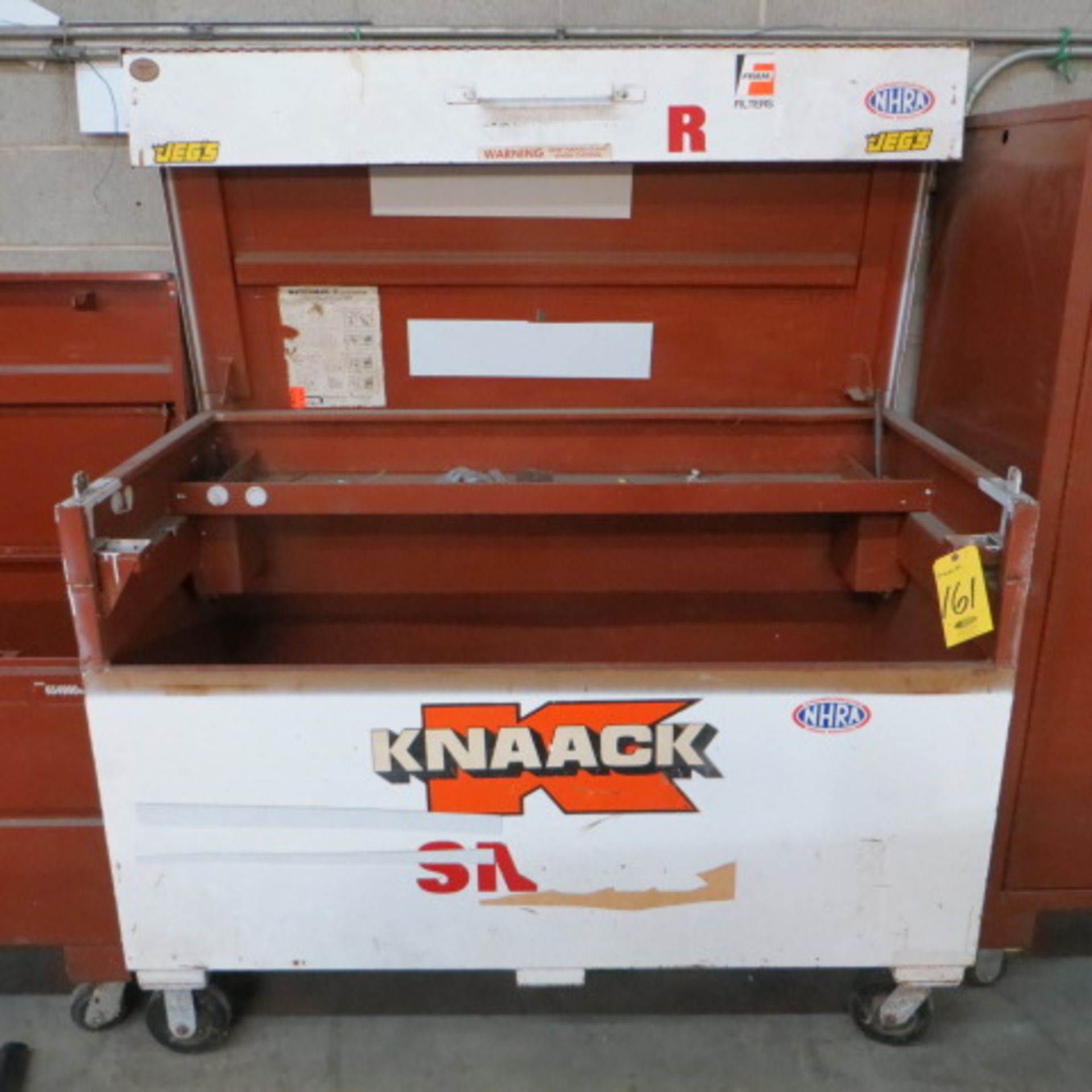 KNAACK WACTHMAN II PORTABLE GANG BOX