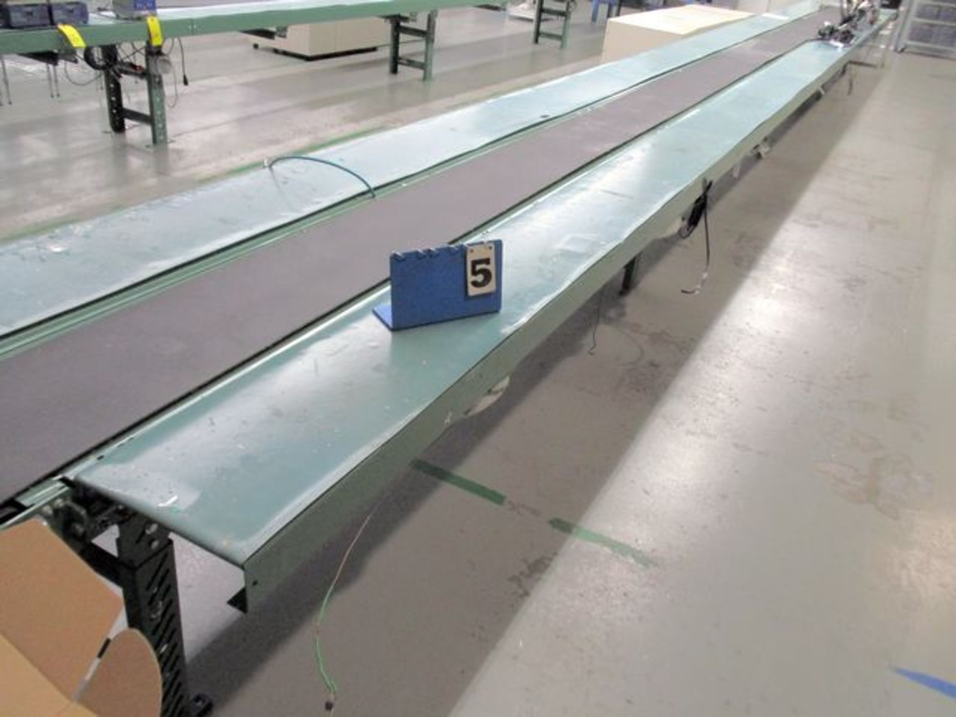 CONVEYOR