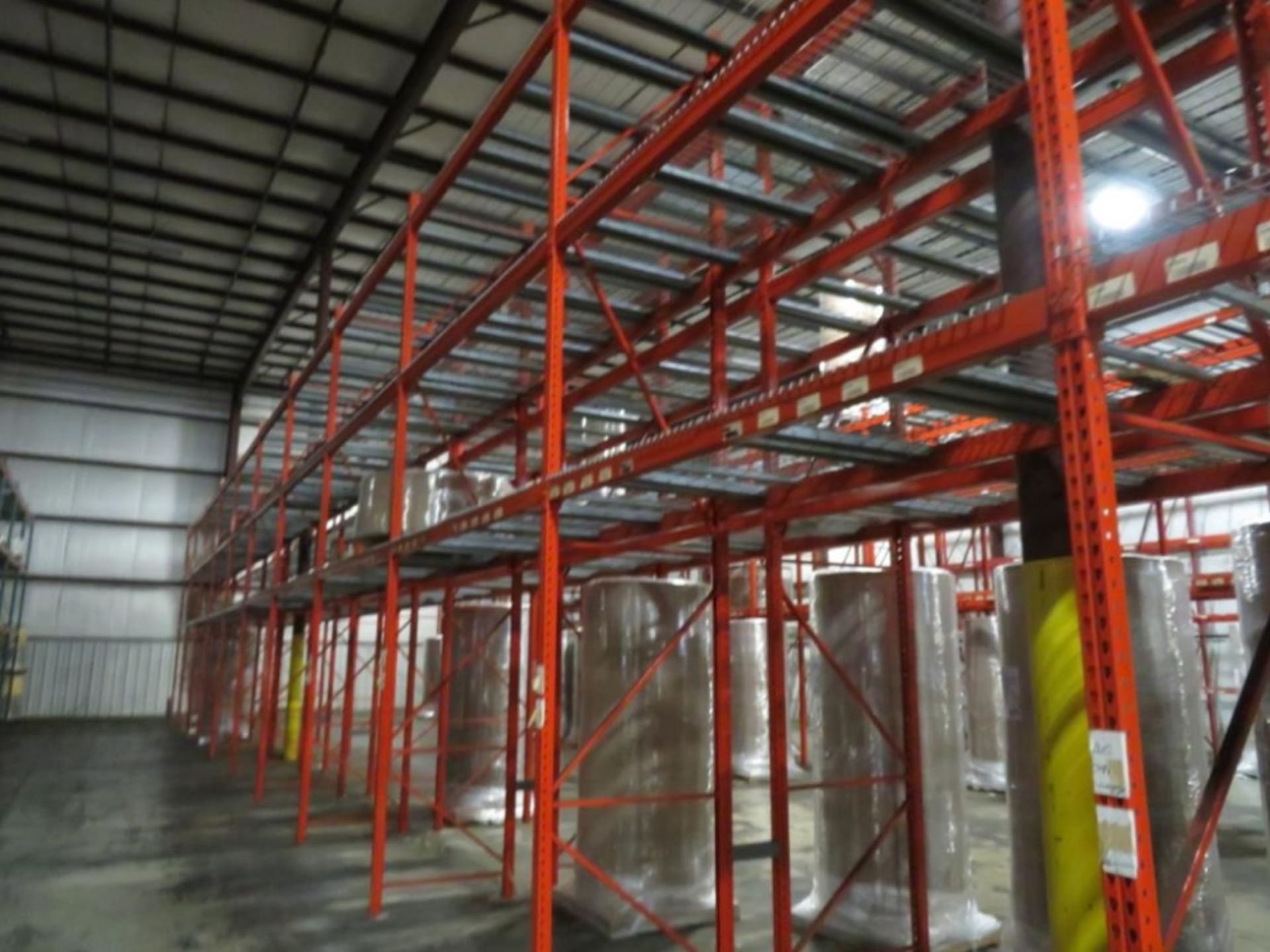 Interlake Pallet Racking 12 uprights 3"x 2 1/4", 42" wide and 18' tall, 66 beams 4 1/2" x 2 3/4" & - Image 5 of 5