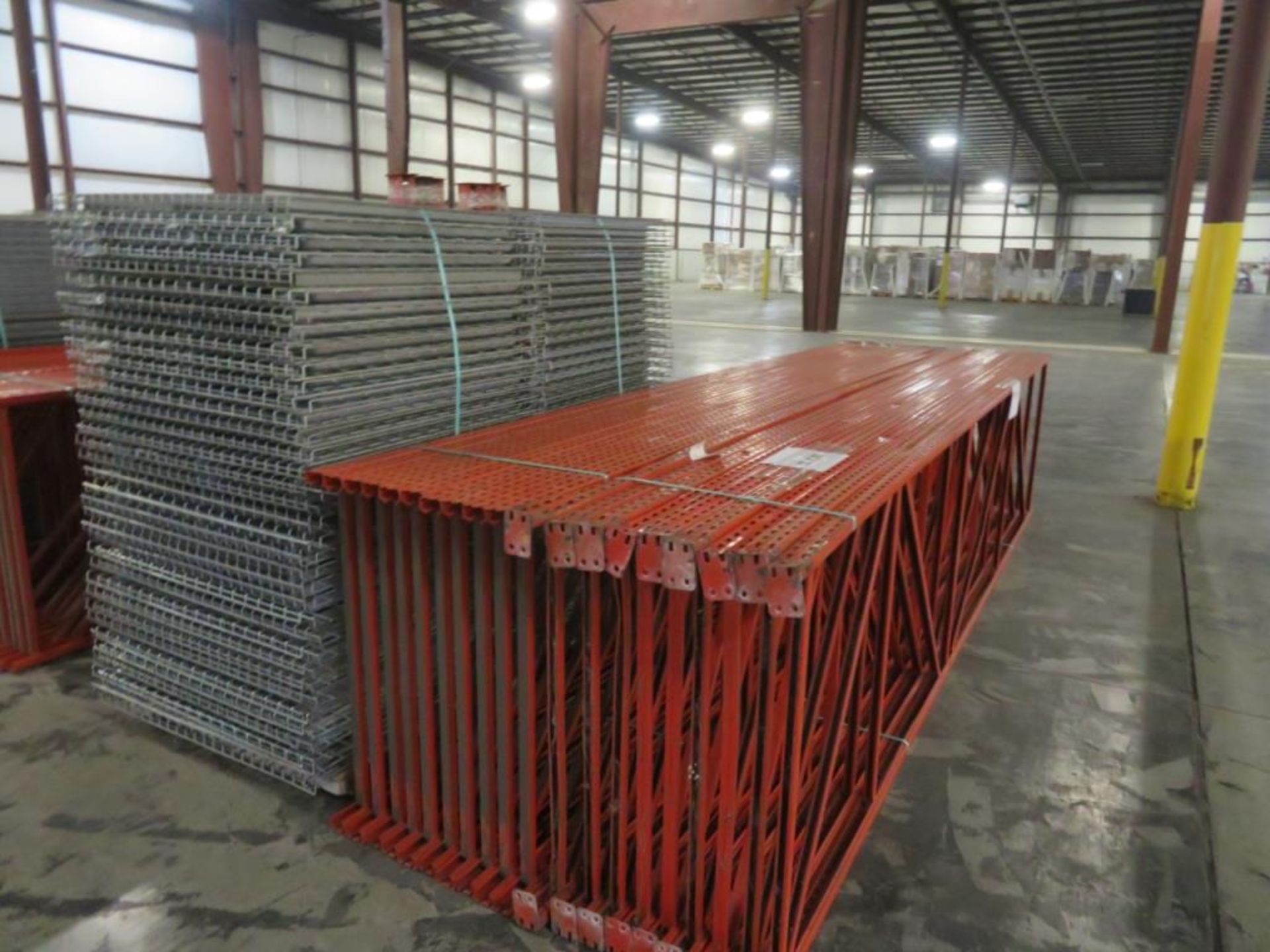 Paltier pallet racking 19 uprights 48" wide and 18' tall, 144 beams 2 1/2" x 2 3/4" & 8' long, 10 - Image 8 of 9